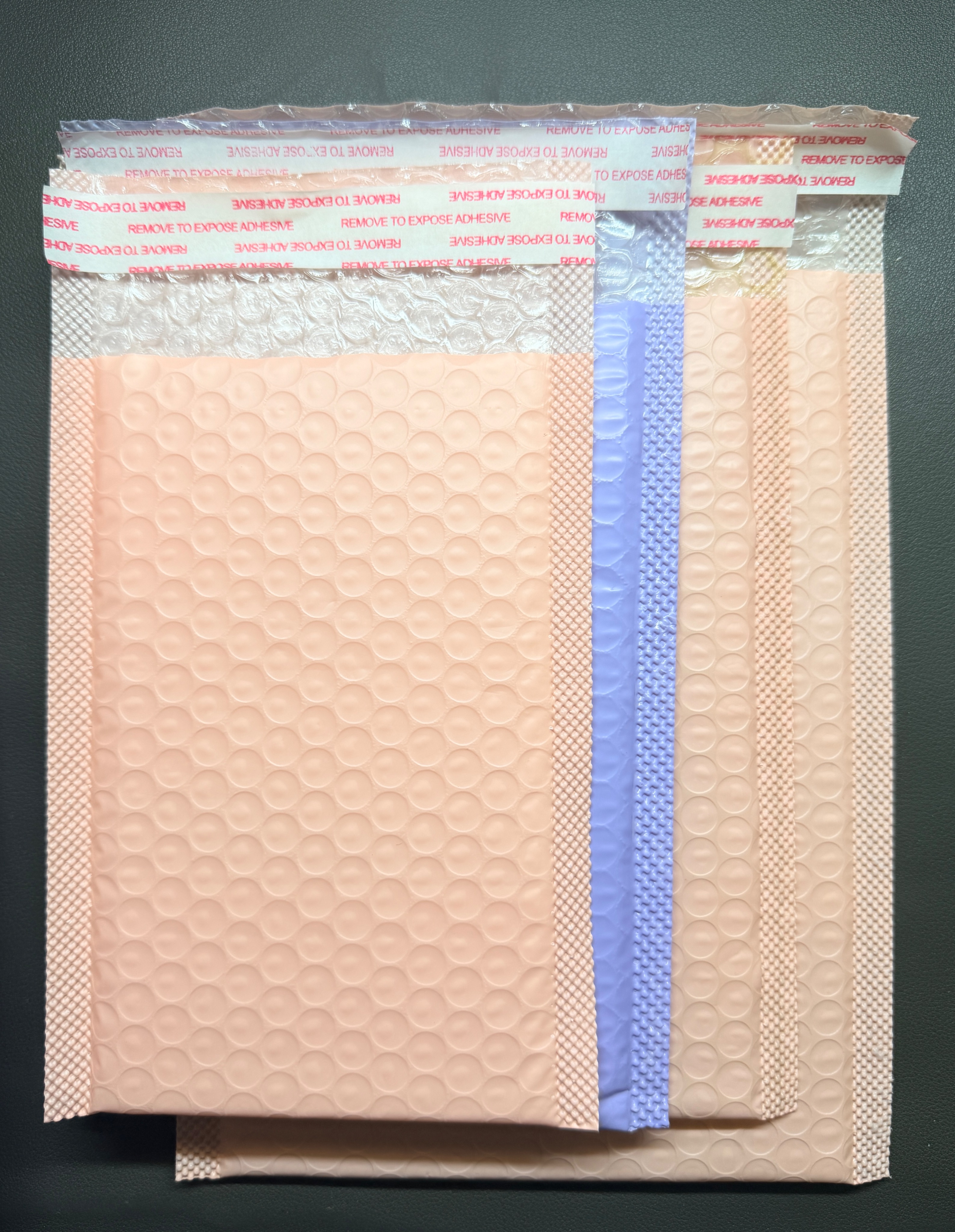 單售包材 非出卡包手 自黏氣泡袋 單入 顏色隨機不挑（詳看內文）