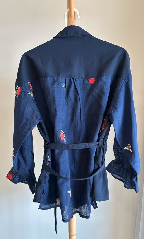 二手｜TOUGH｜美式小刺繡 抓皺抽繩腰帶 深藍長袖襯衫
