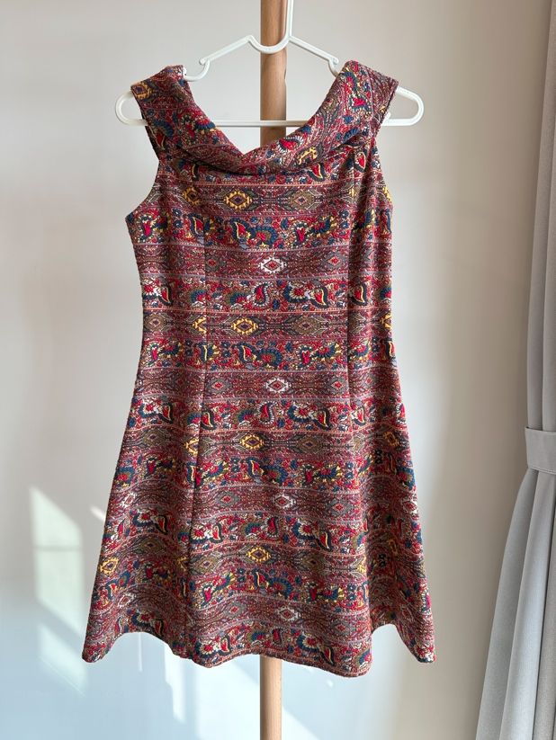 二手｜ZARA｜一字領印花刺繡圖騰小洋裝