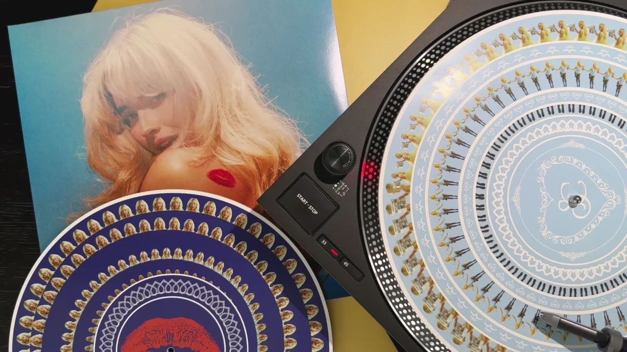 ‘Short n’ Sweet’ 豪華版動態圖膠（現貨不用等）