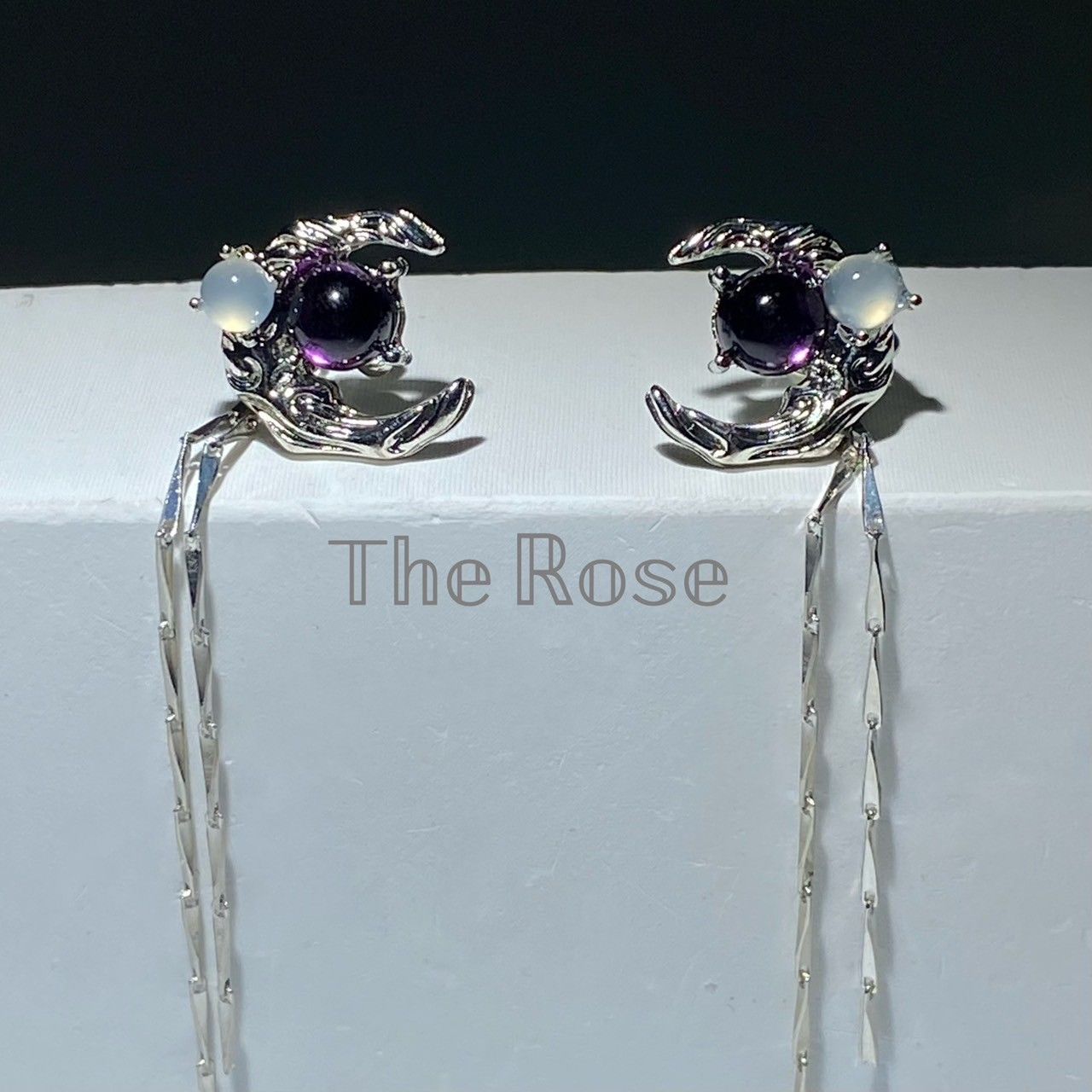 『梵月』耳骨夾 神秘紫月牙流蘇耳骨夾一對售 氣質耳飾耳骨夾 E0154 實拍賣家