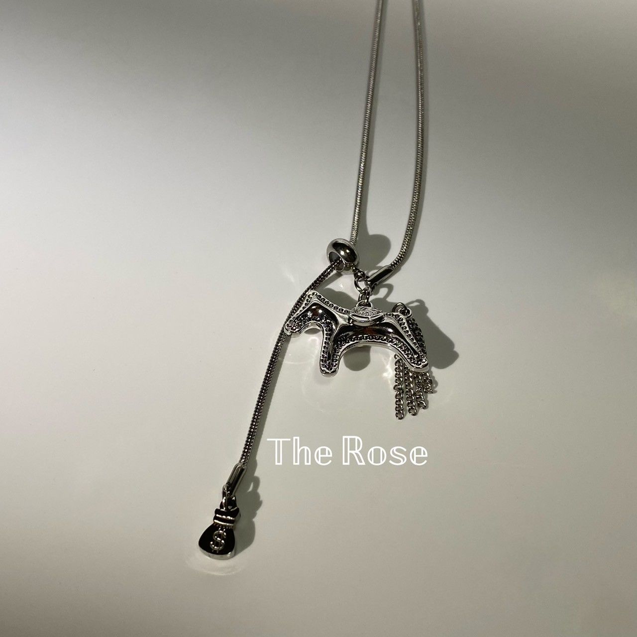 『願景』項鍊 百搭簡約小馬抽繩毛衣鏈 2026馬上有錢 馬年飾品 百搭項鍊 N0051實拍賣家