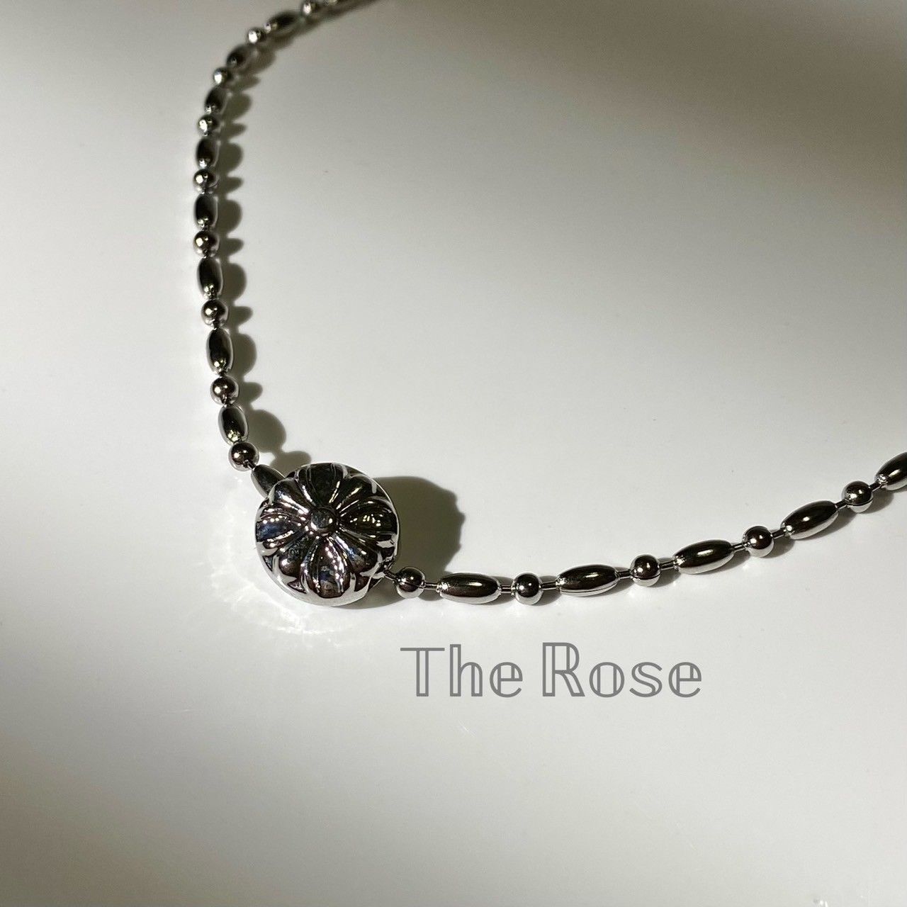 『無數』項鍊 高級感花朵小圓牌水滴鏈項鍊 鎖骨鏈 花朵項鍊 N0054