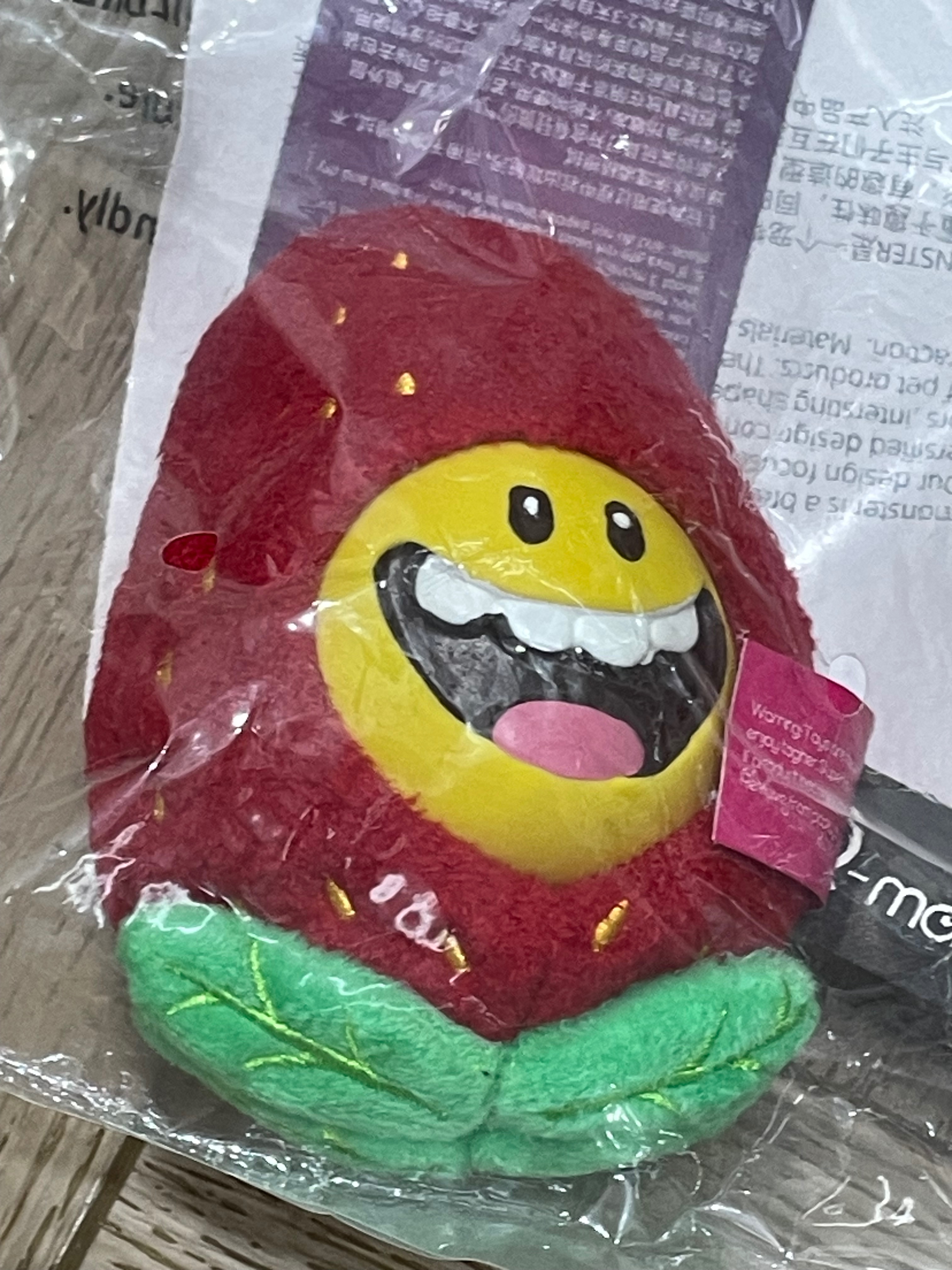 Qmonster 草莓乳膠bb叫