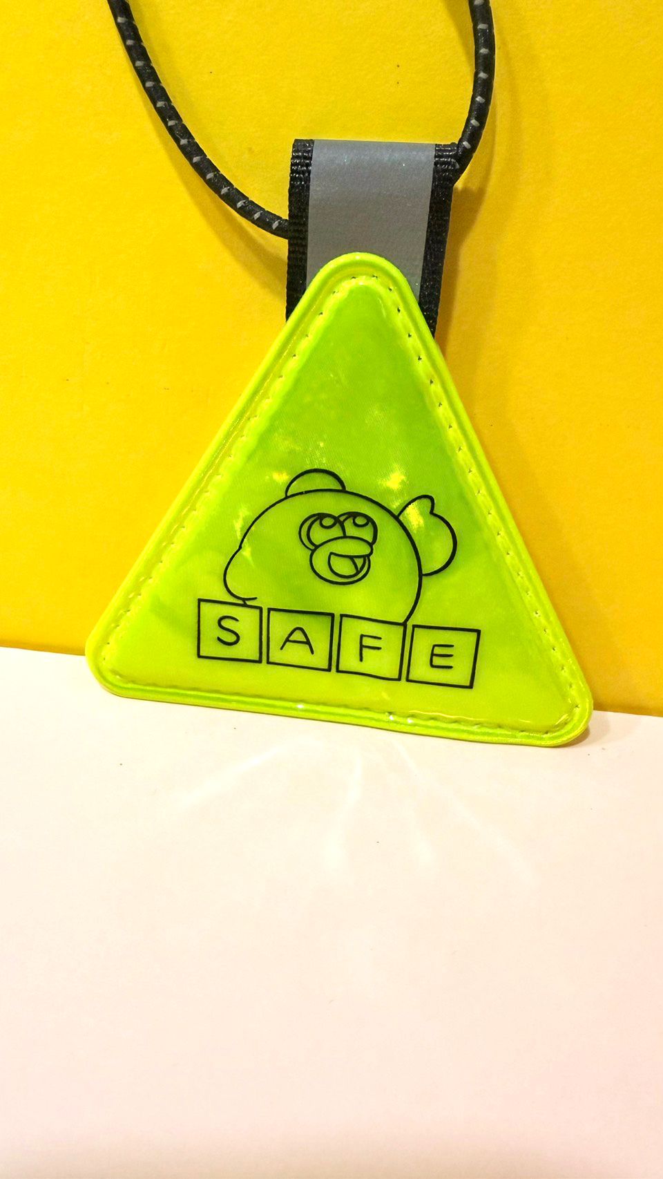 小雞SAFE+安全第一！更大的雙面反光編織吊飾