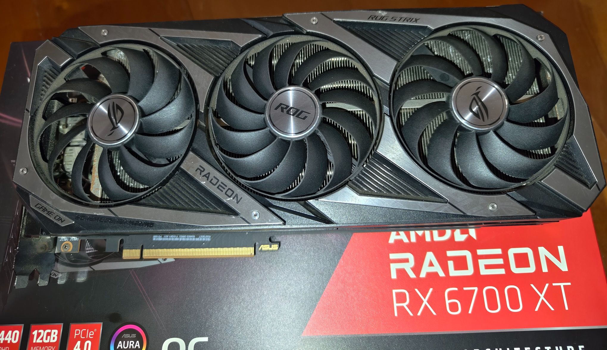 ASUS ROG 6700XT