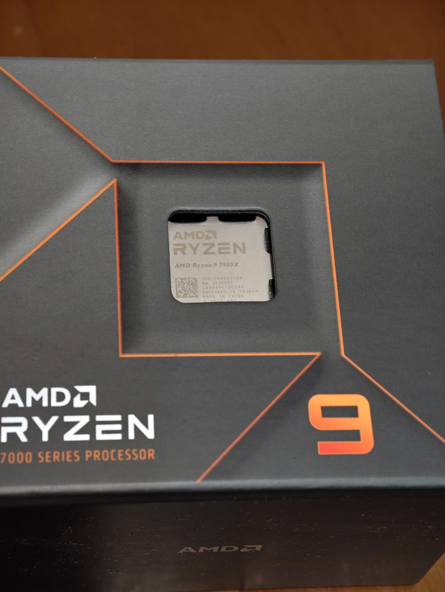 R9-7900X