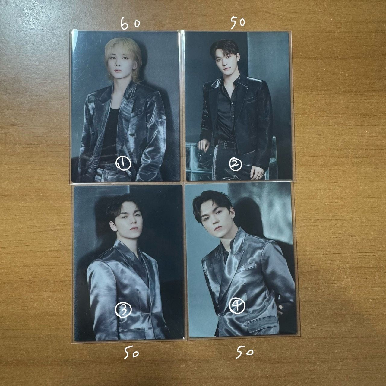 RIGHT HERE 日巡小卡