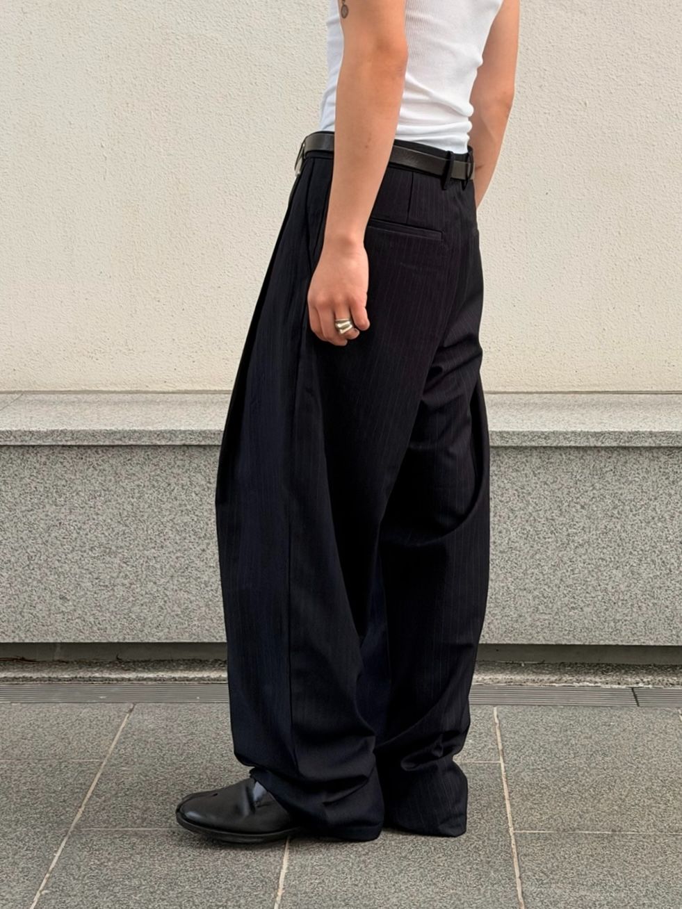 TROVE 平行剪裁條紋西褲｜Parallel Cut Loose Fit Trousers｜Unisex
