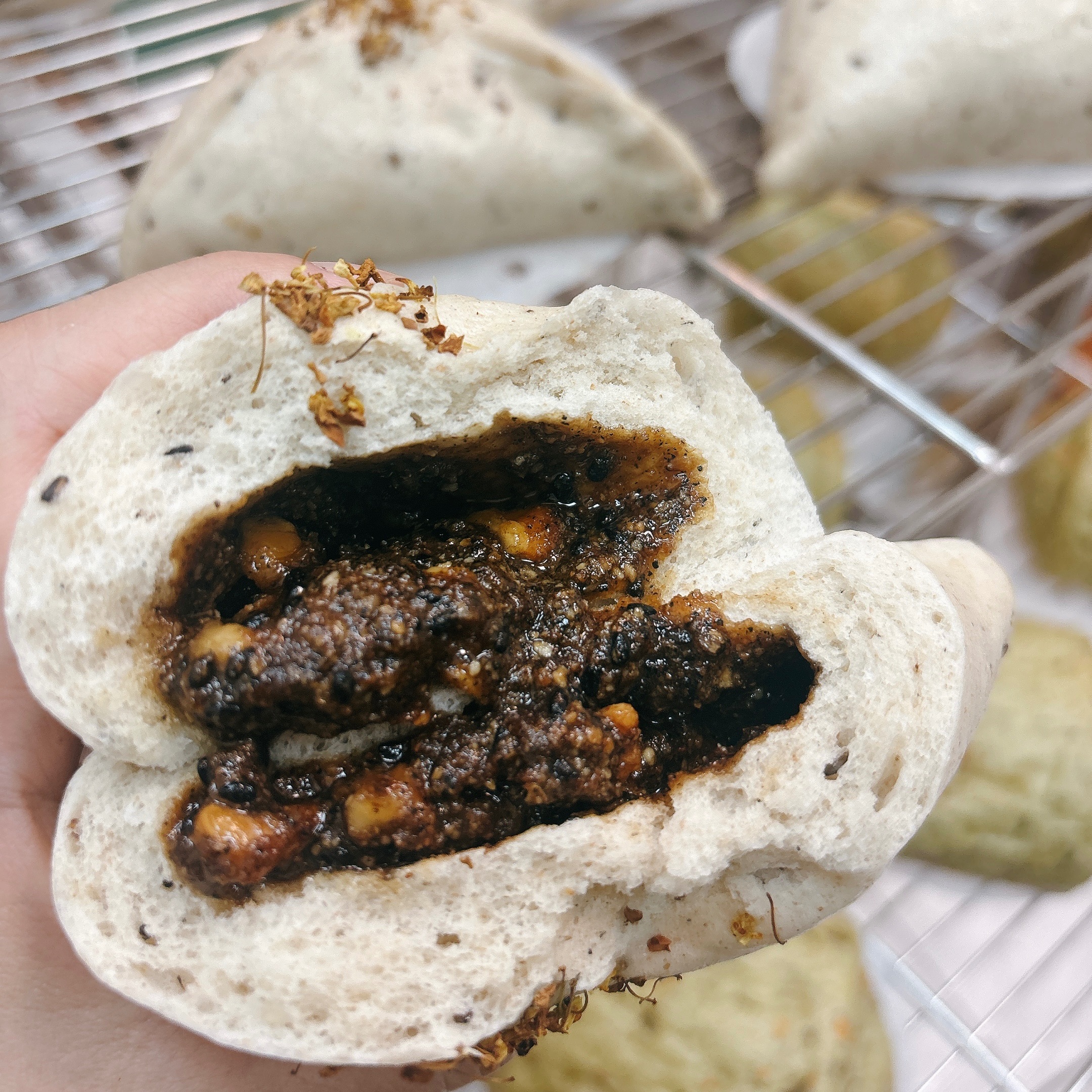 經典不敗.ᐟ‪‪.ᐟ 黑糖堅果流心包