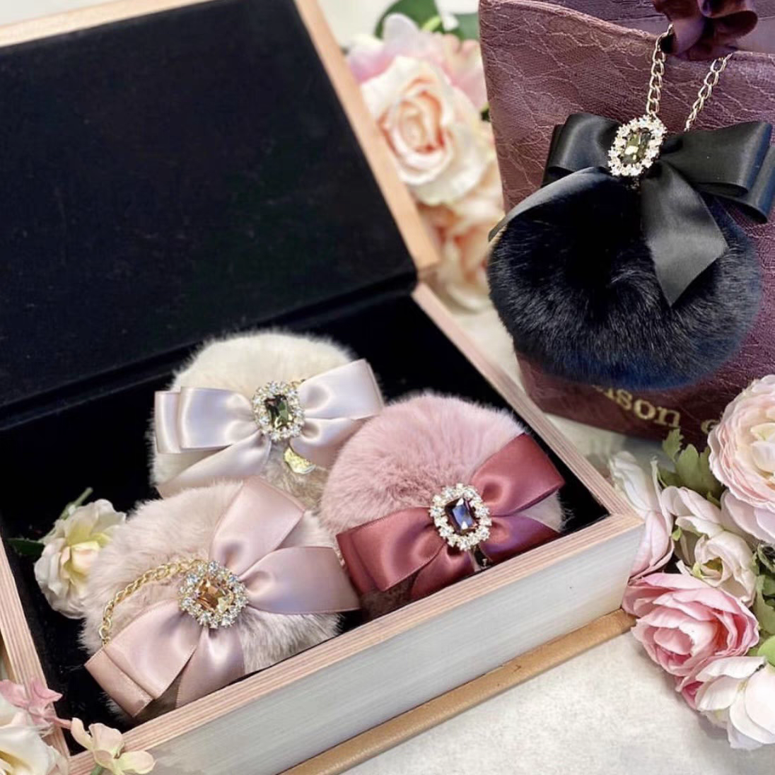 ［量產型］紫粉色掛件毛球