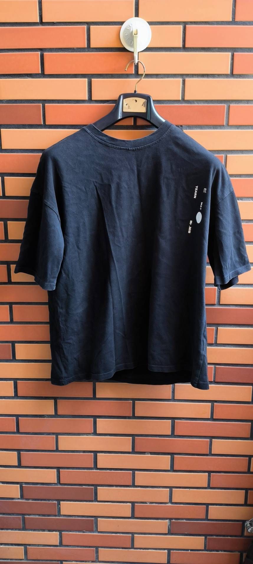 黑色休閒T-shirt