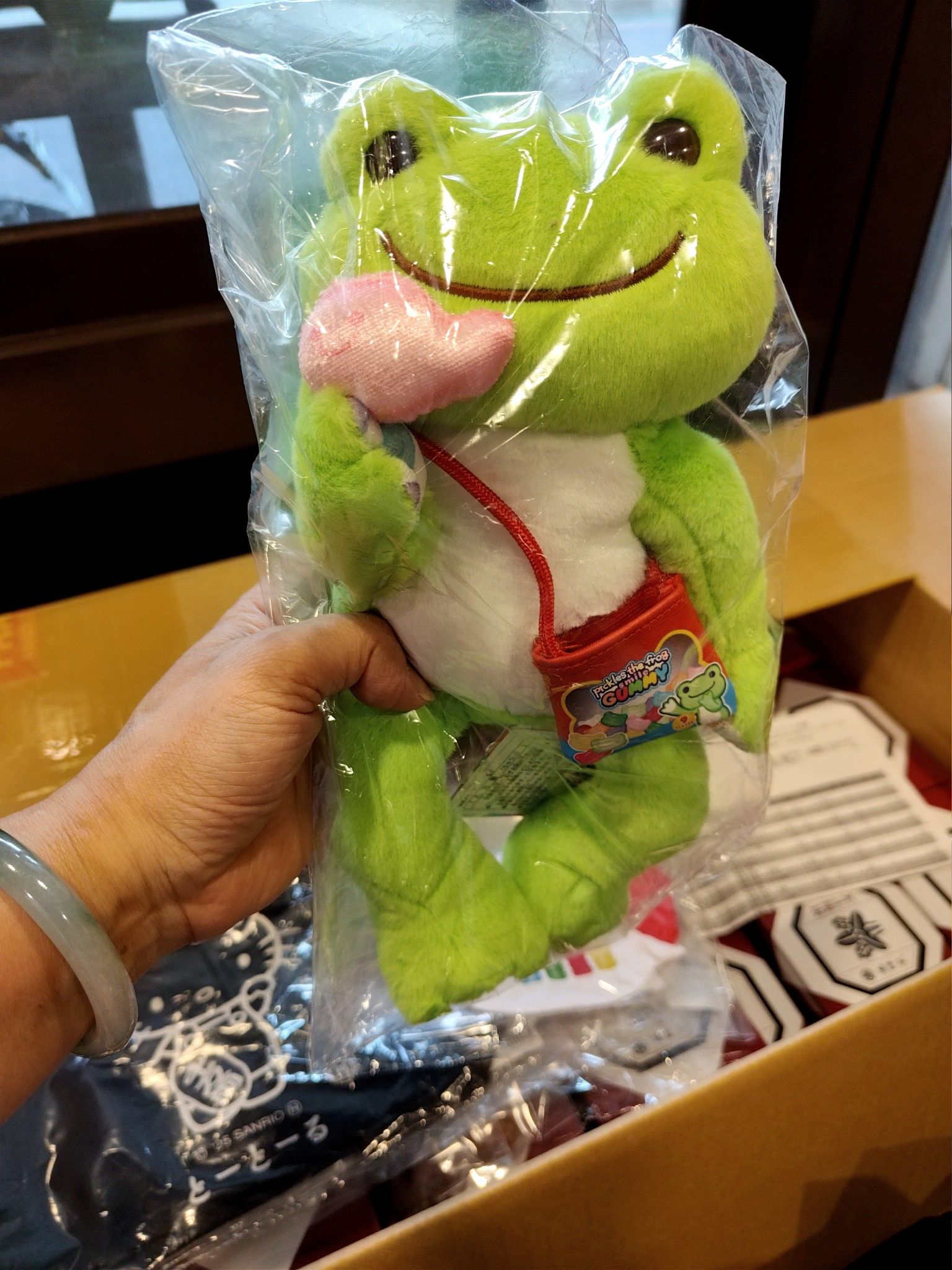 pickles the frog泡菜蛙 青蛙玩偶（微笑軟糖）