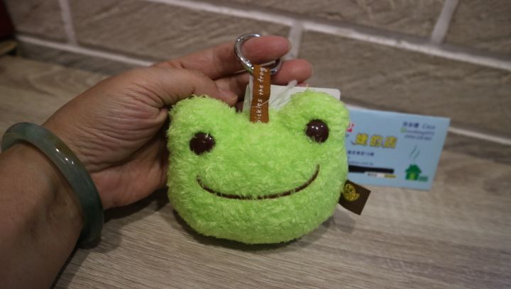 pickles the frog絨毛青蛙泡菜蛙頭型 小鏡子吊飾