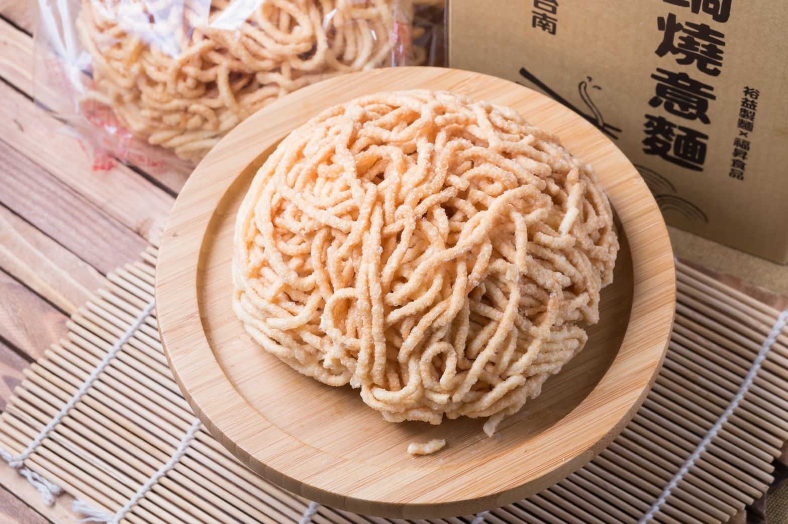 食在福-鍋燒意麵/雞絲麵（單顆）（有調味包）（保存期限6個月）（單粒70公克）