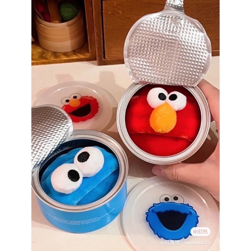 User芝麻街粉撲☁️聯名系列大眼怪散粉粉撲 定妝蜜粉絨面粉撲