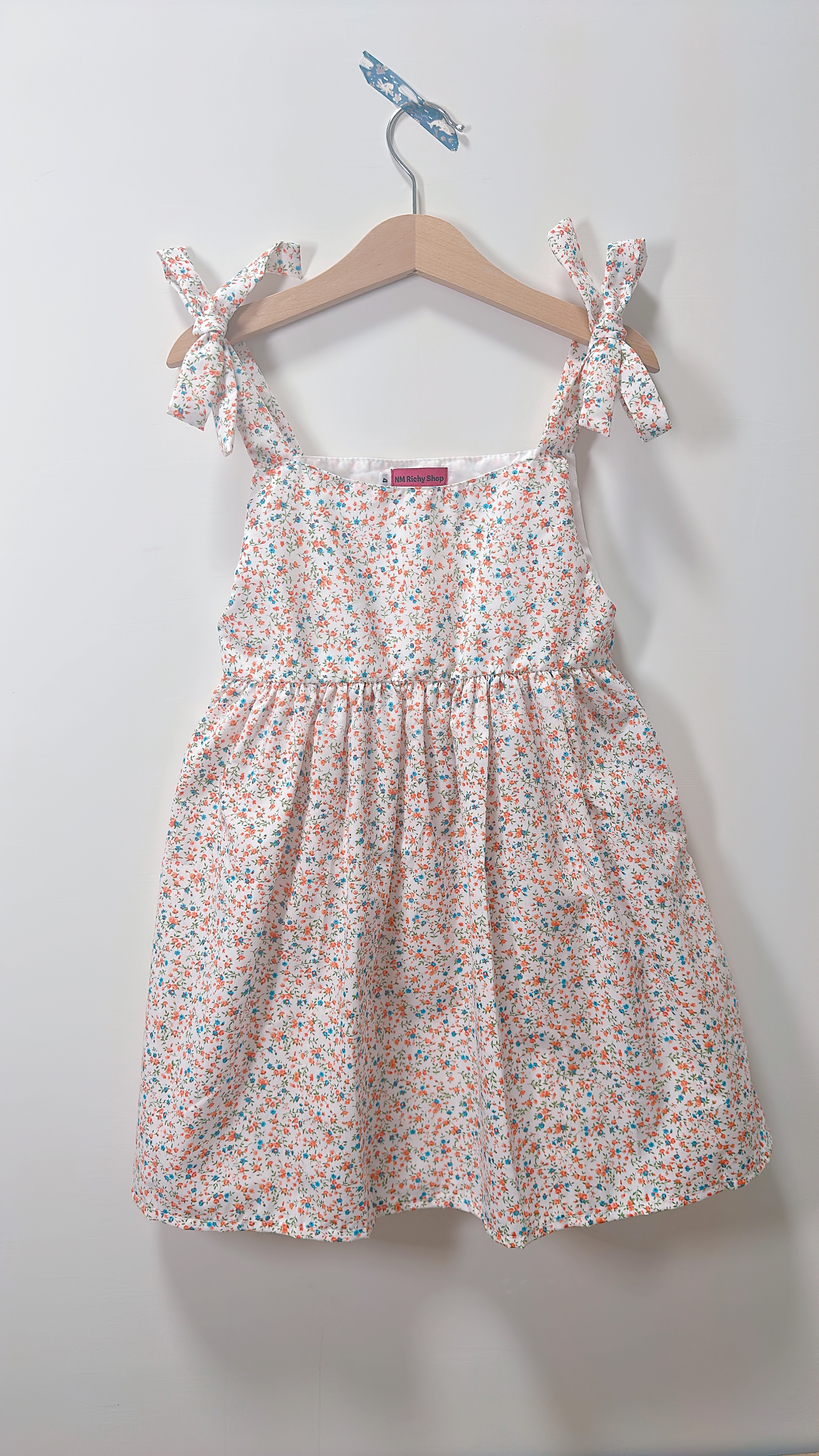 綁帶橘色碎花洋裝