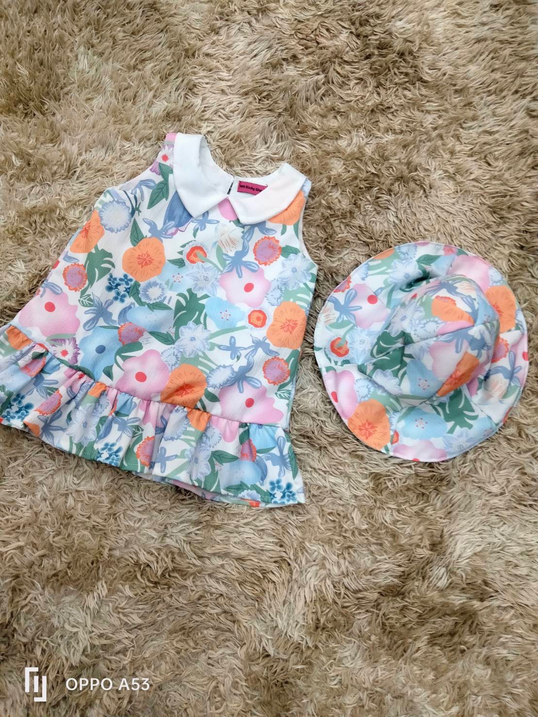 滿版紫花洋裝_含帽子