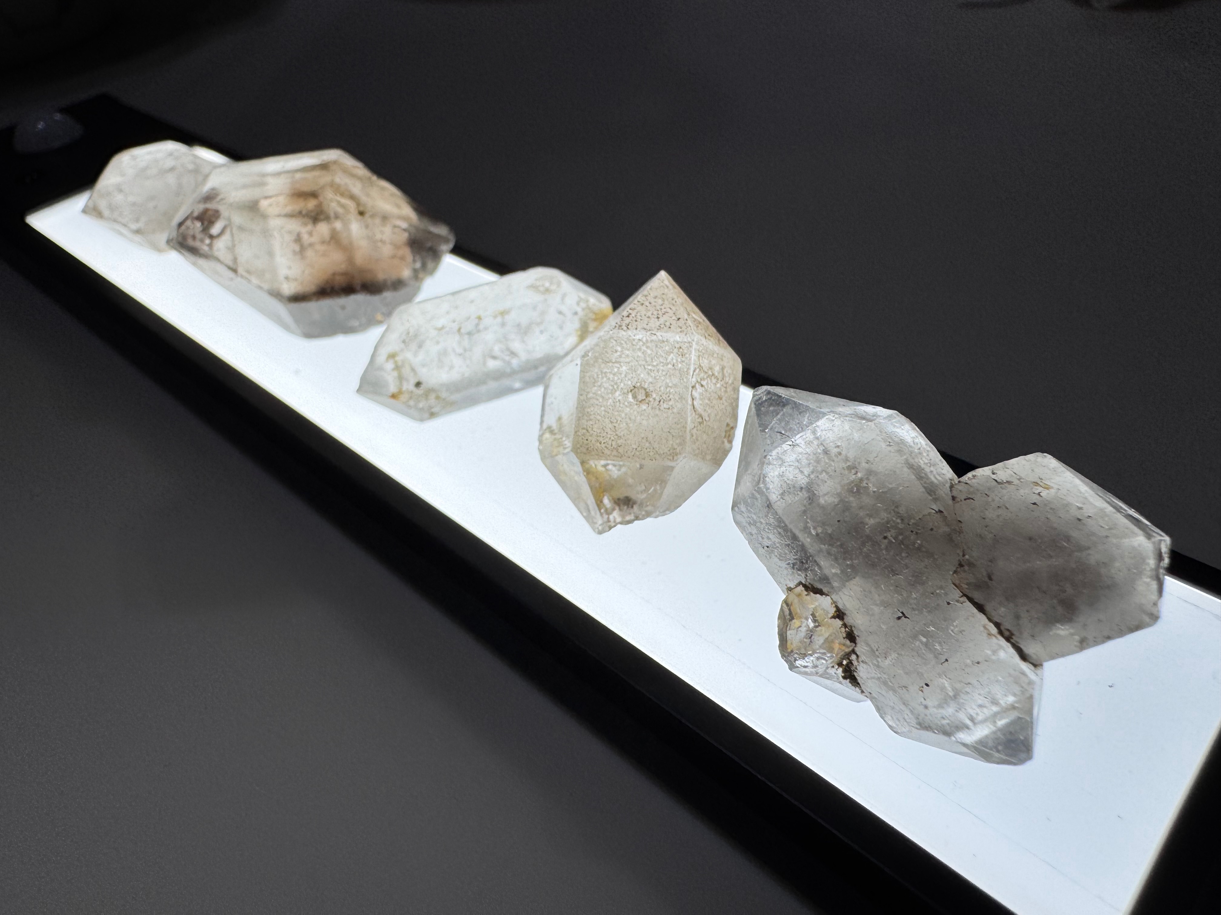 雙尖水晶 小朋友們