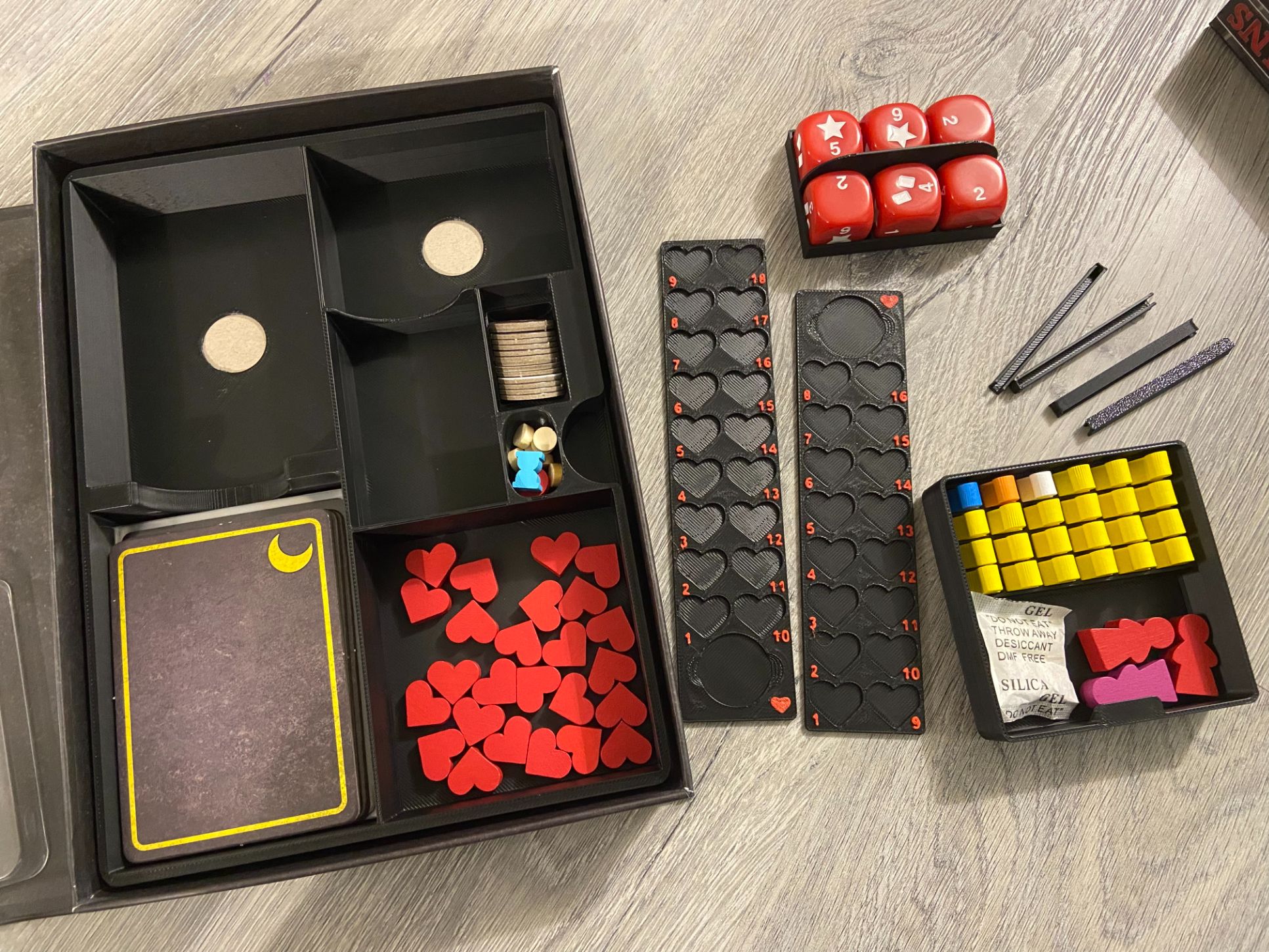 Final Girl 絕命少女 最後的女孩 主遊戲收納+配件