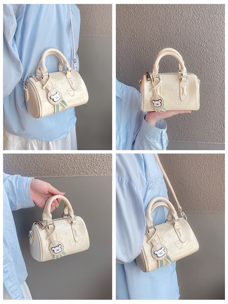 波士頓包、保齡球包、鍊條包（皆有背帶可調節）