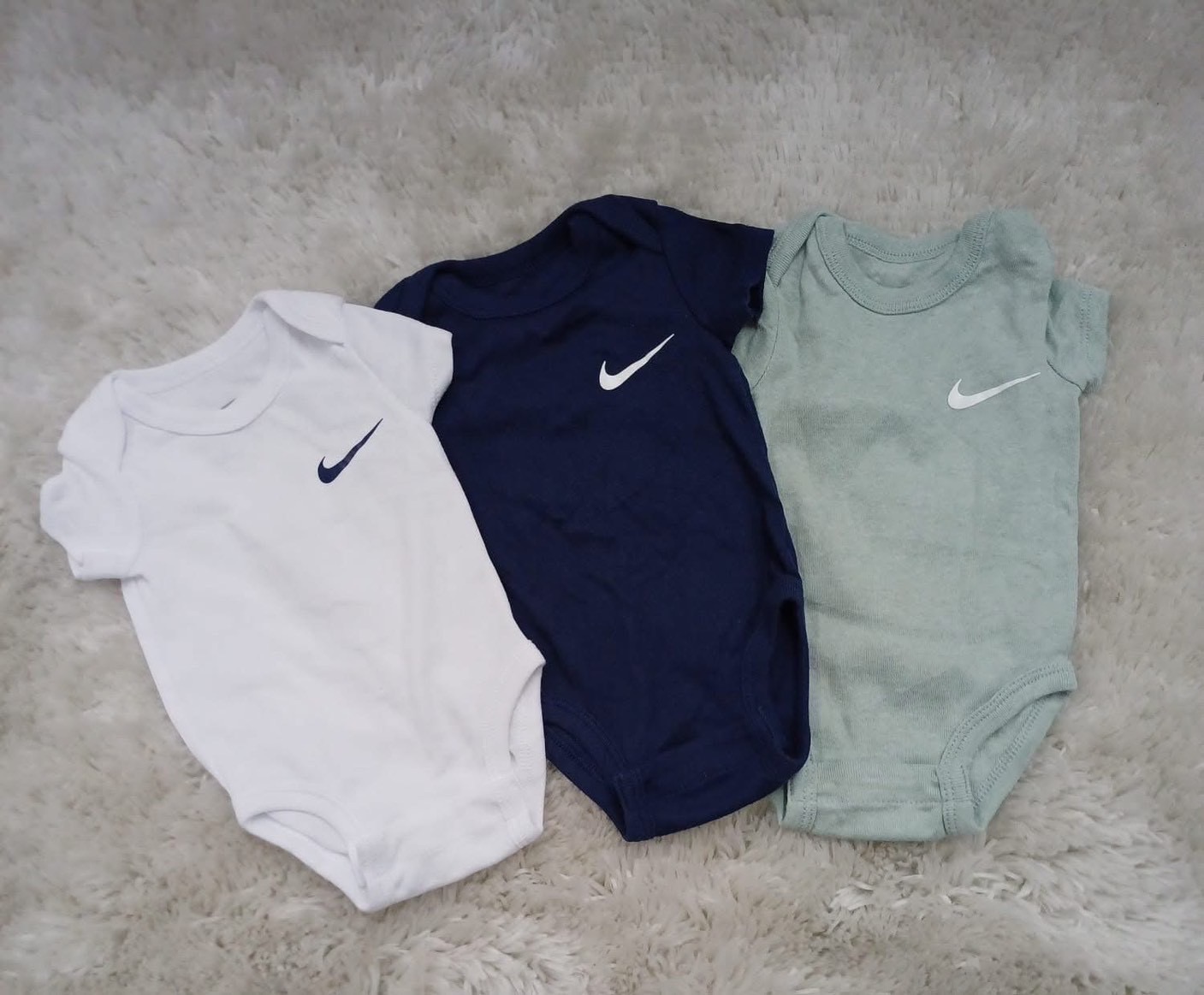 Nike 小北鼻包屁衣三件組