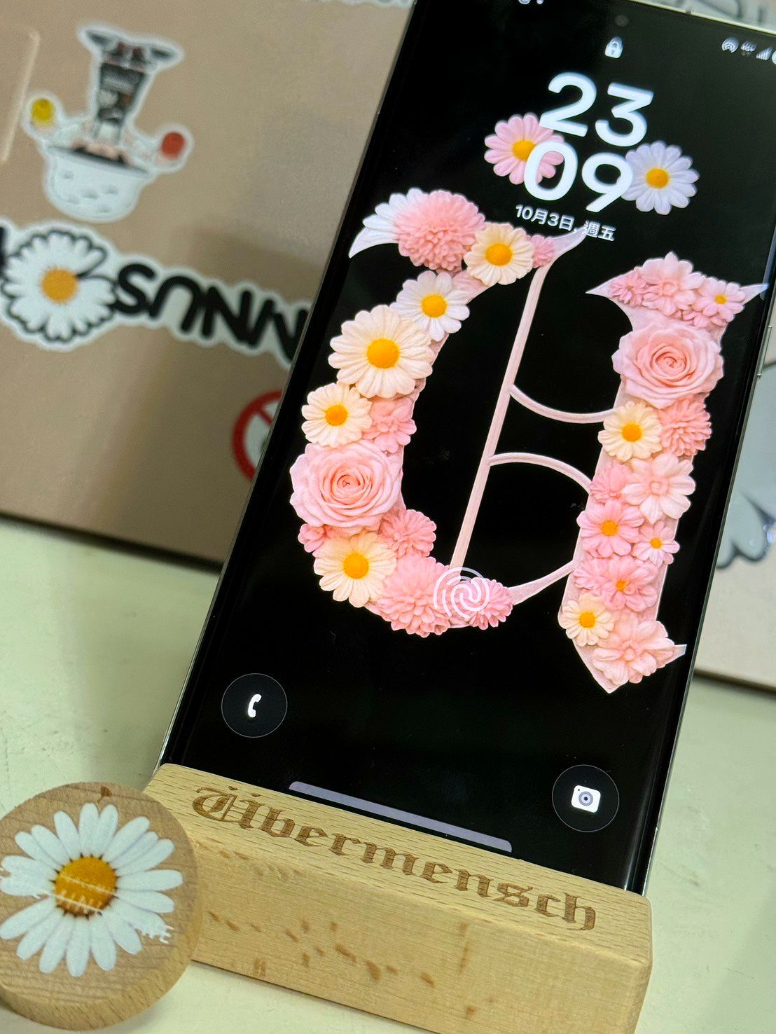 超人巡演雙槽手機座 （剩最後一個）