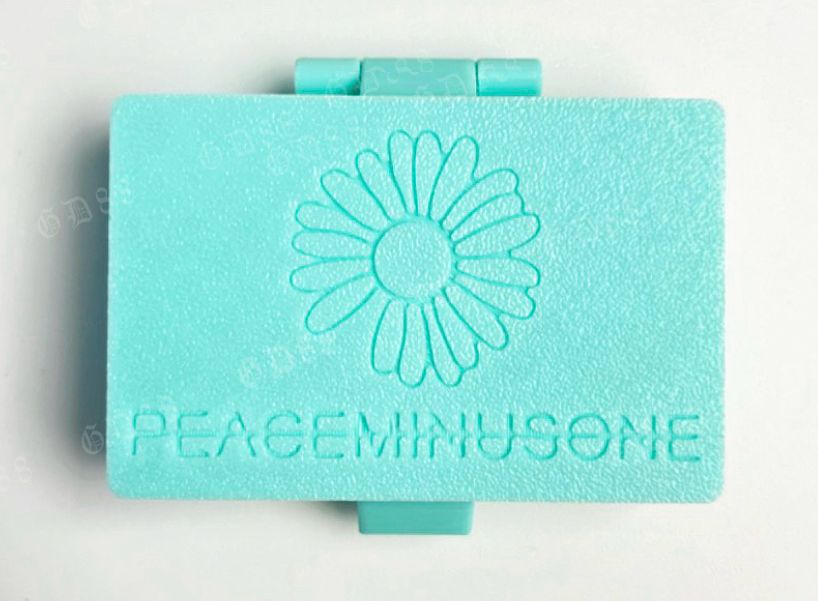 雛菊壓印LR44電池收納盒 （防潮）