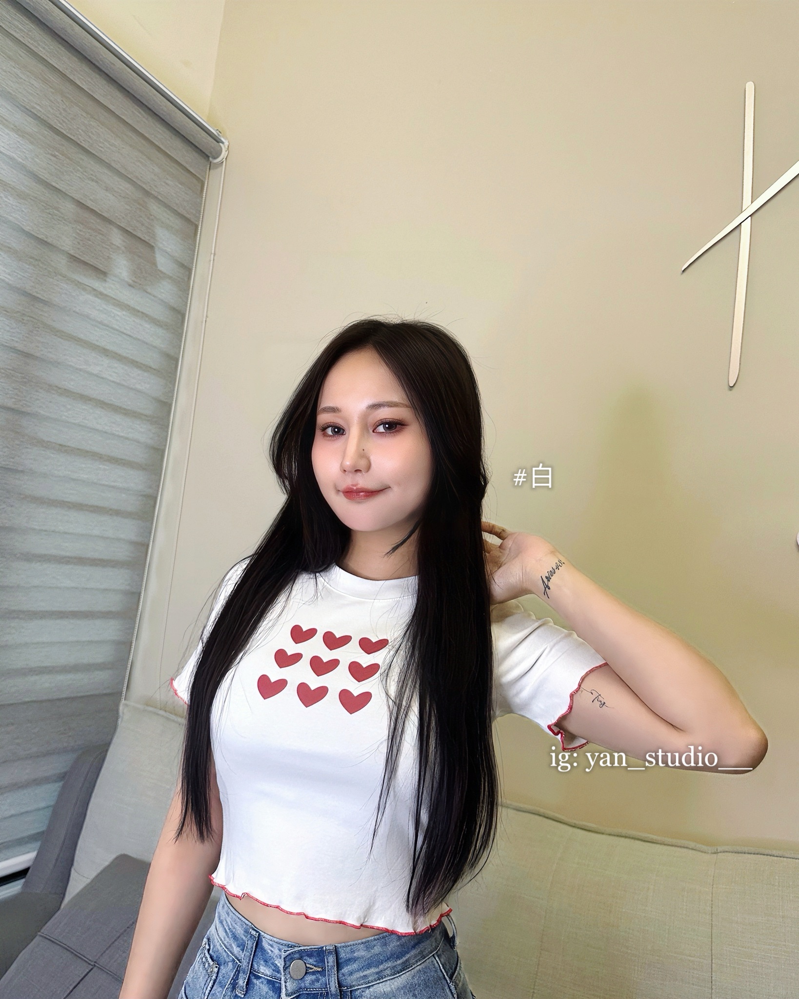 超Q九宮格愛心 撞色木耳邊短版上衣