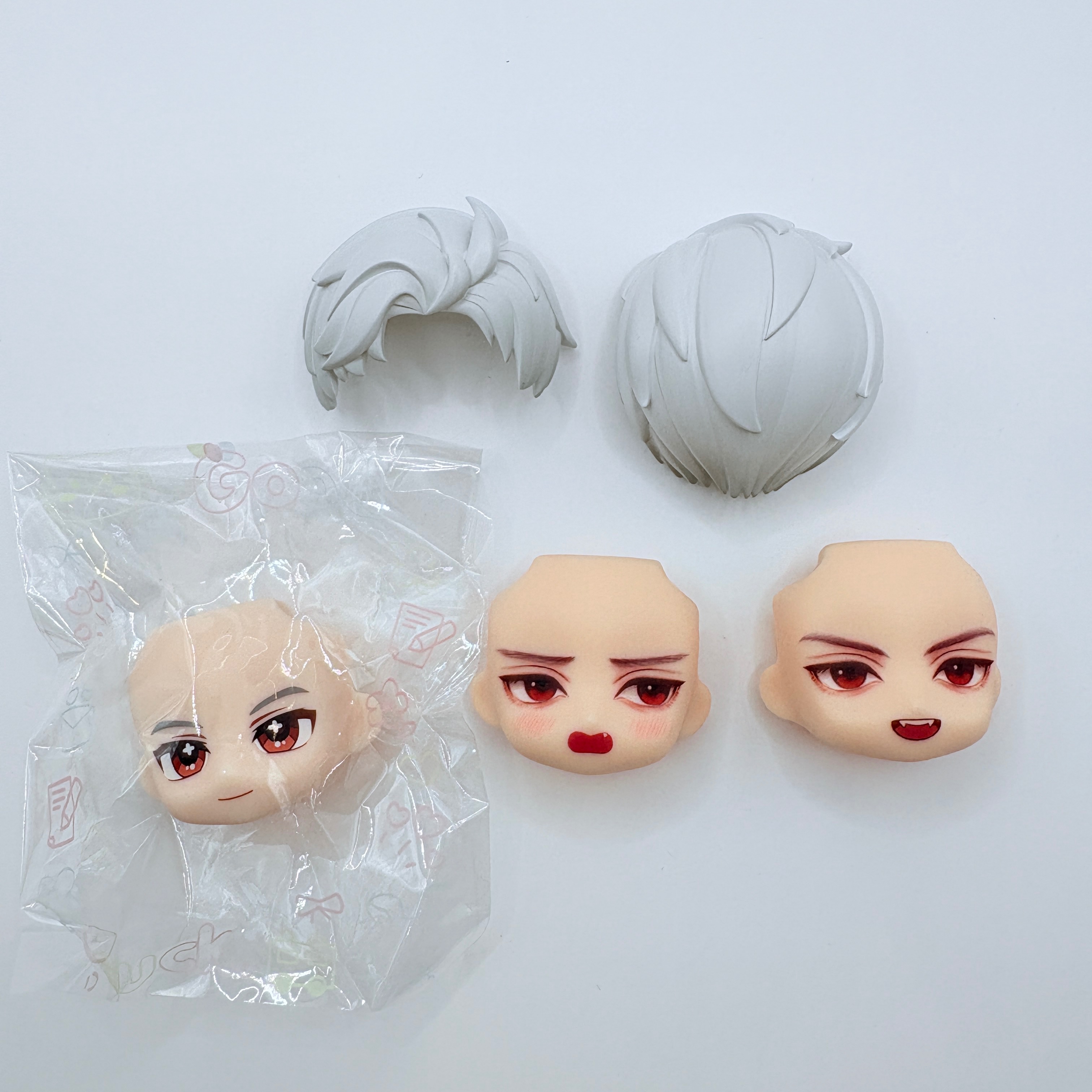 秦徹 頭髮+臉+水貼臉兩張 整組 （有惡魔角）