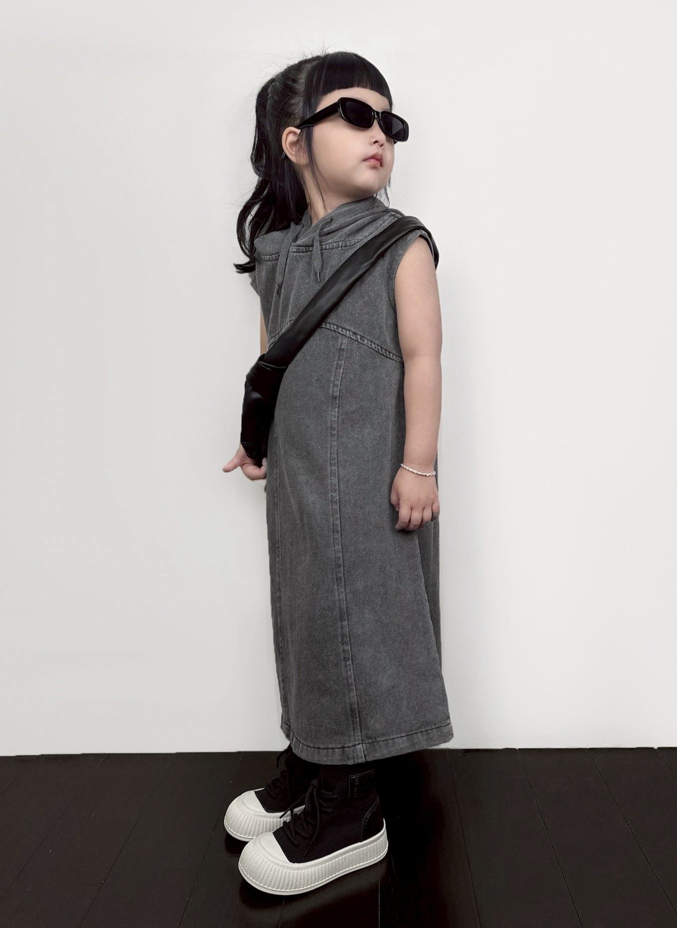 立體剪裁丹寧連帽洋裝