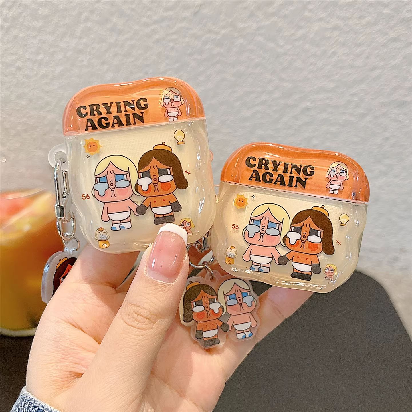 11 p.m. | 可愛公仔 哭娃插圖 曬黑哭娃 黑皮哭娃 哭娃吊飾 AirPods保護套