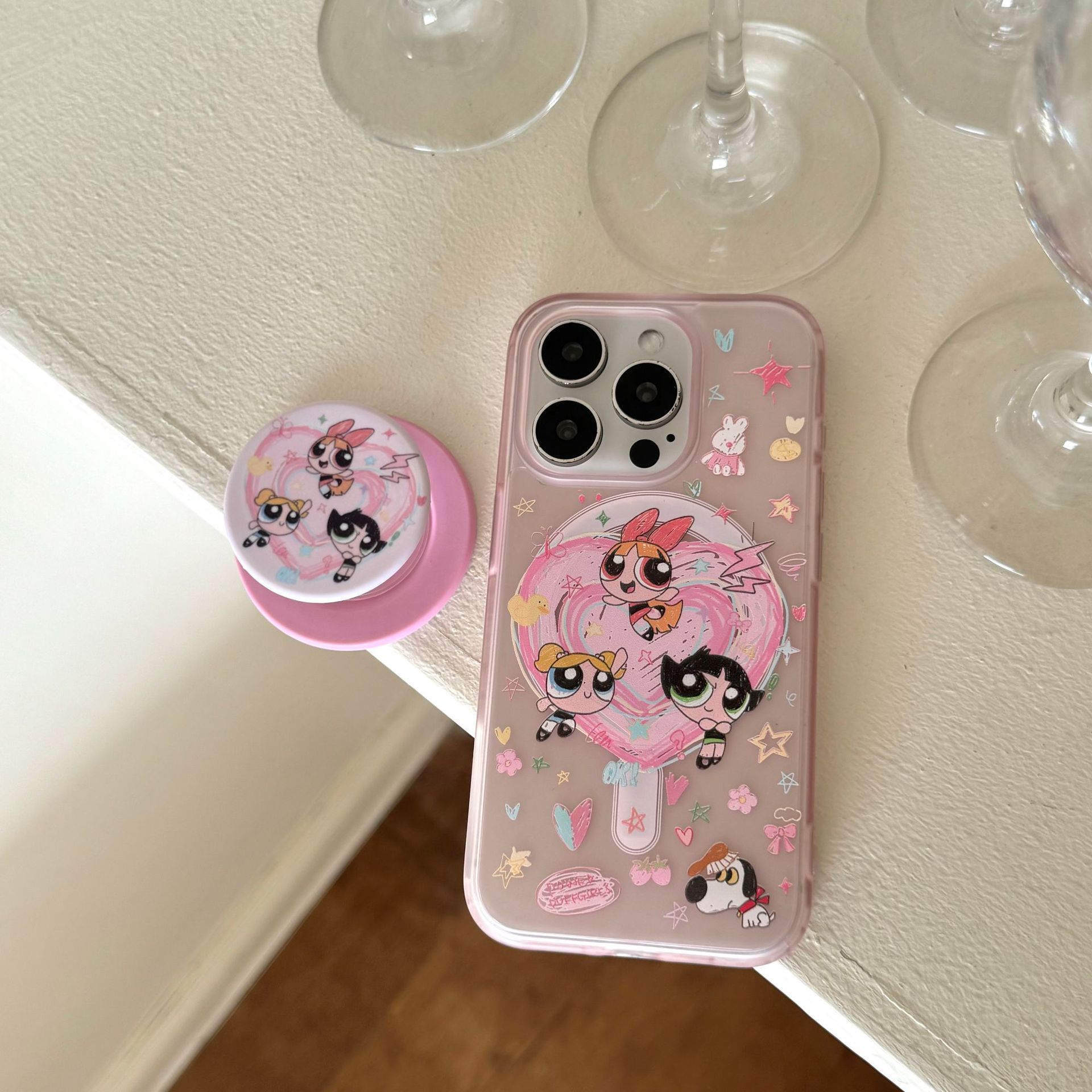 11 p.m.| 卡通塗鴉 飛天小女警 霧面小女警 親膚磨砂 磁吸支架 防摔 iPhone手機殼（14-17）