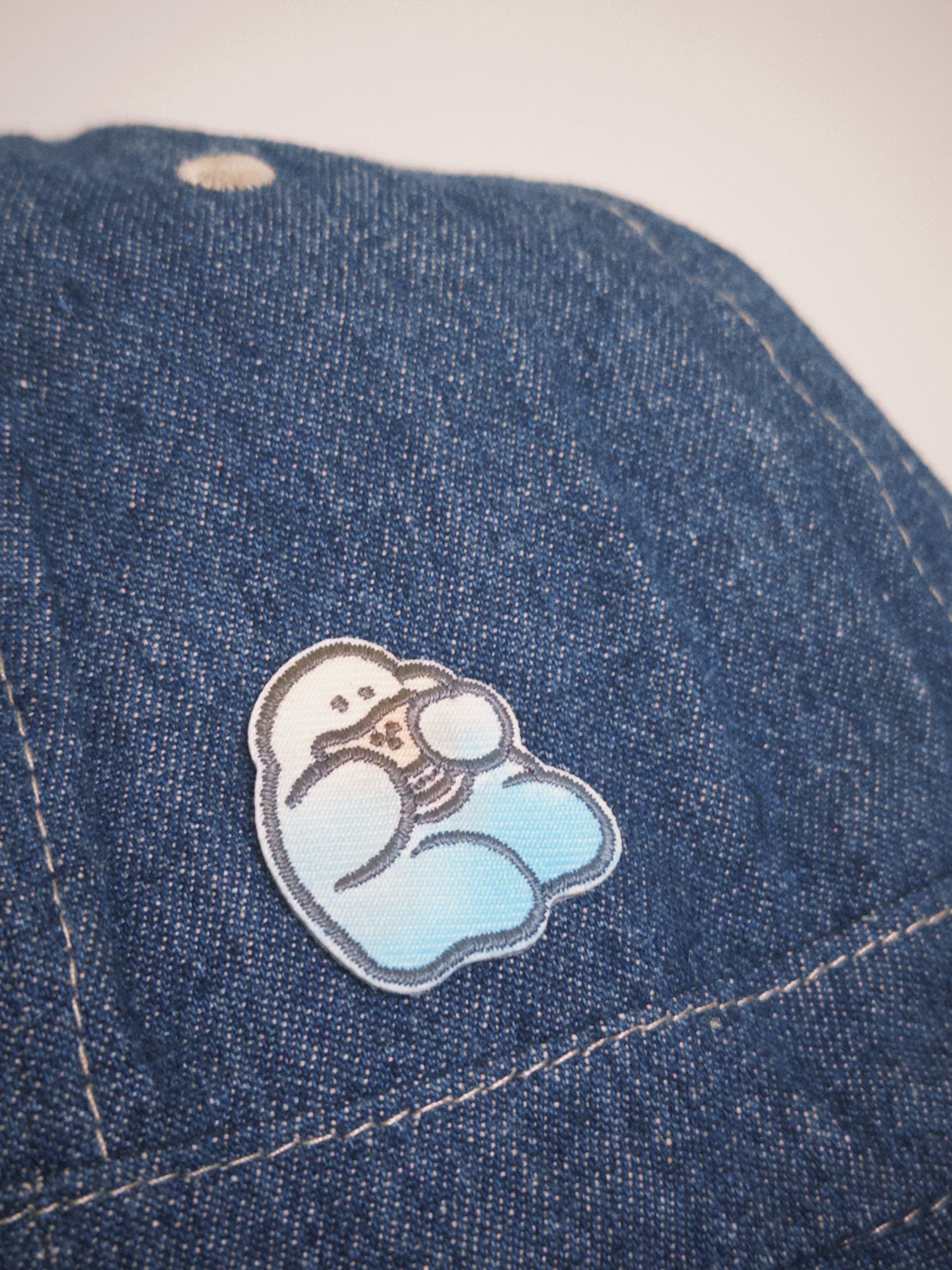 小雲寶刺繡胸章｜吃漢堡