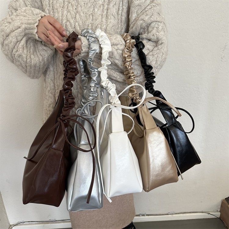 褶皺綁帶腋下包