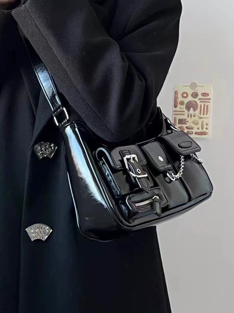 新款辣妹大容量鏈條機車包