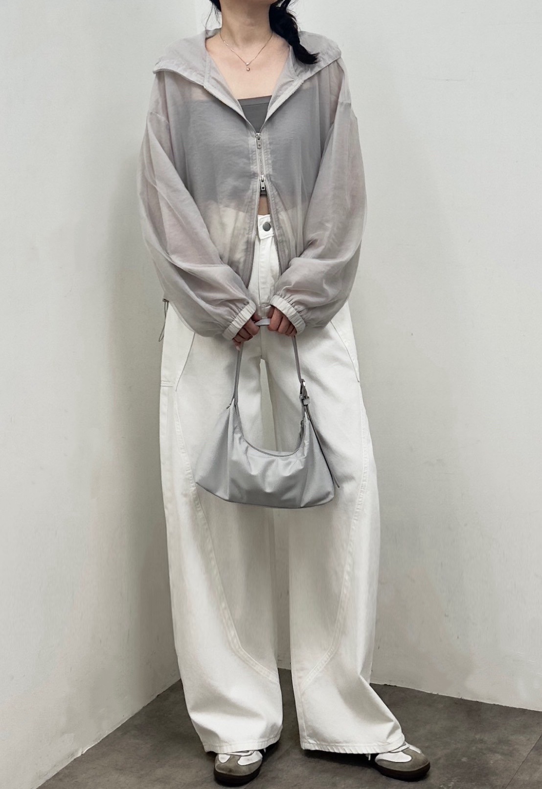 zoezoe.co微光透膚雙拉鏈外套（B8512）