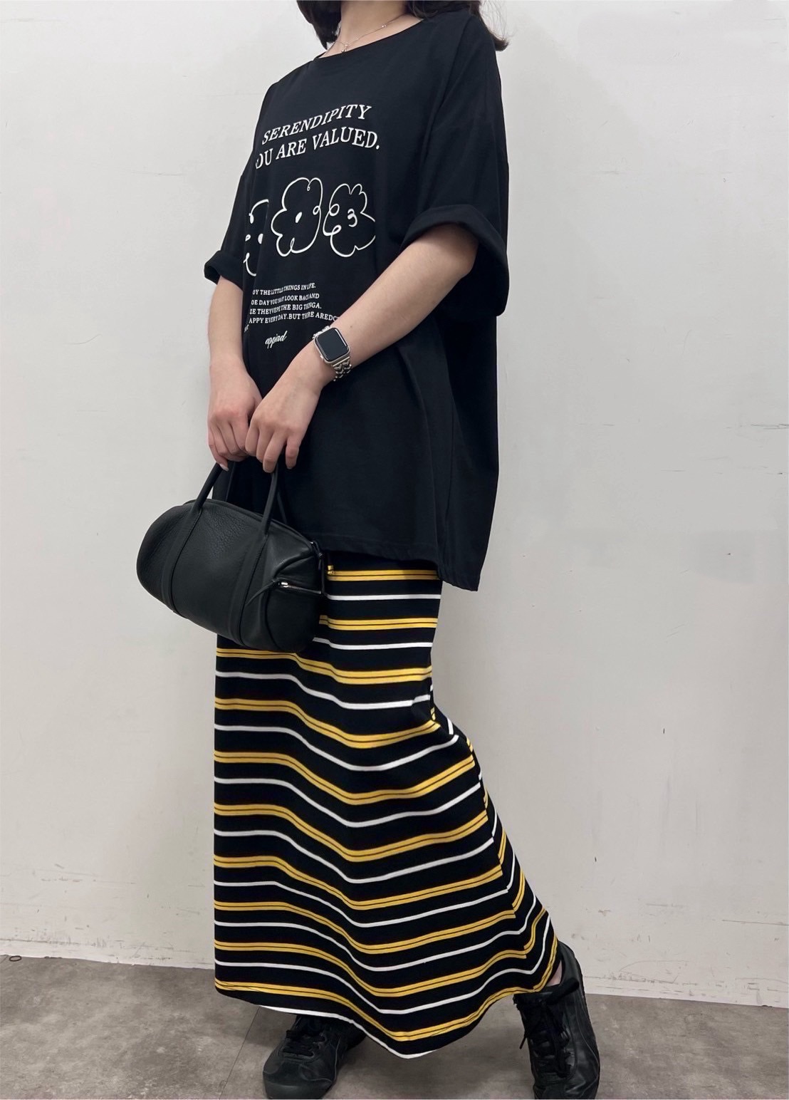 zoezoe.co獨自美麗小花tee（B9090）