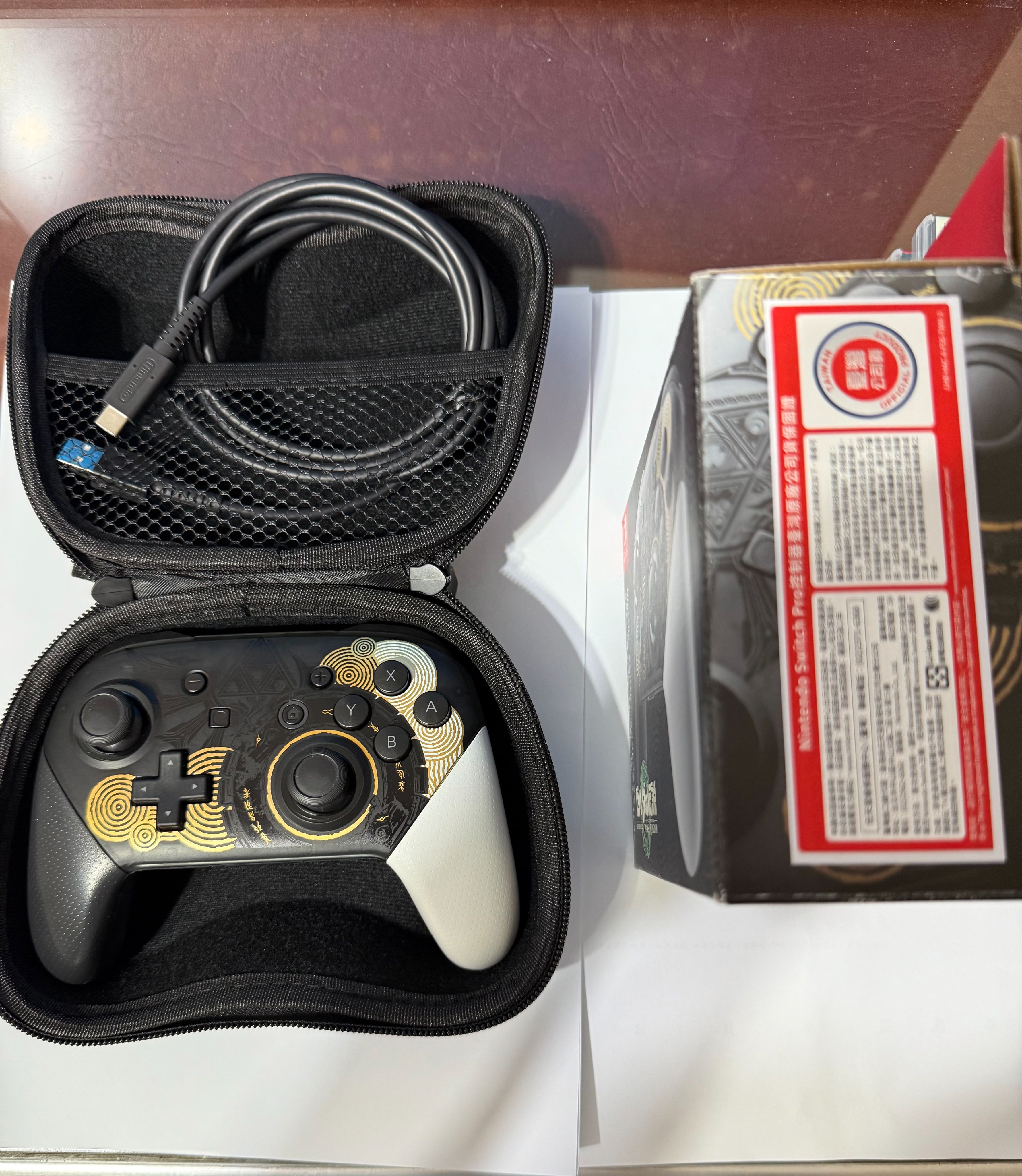 switch pro 原廠控制手把-王國之淚特仕版