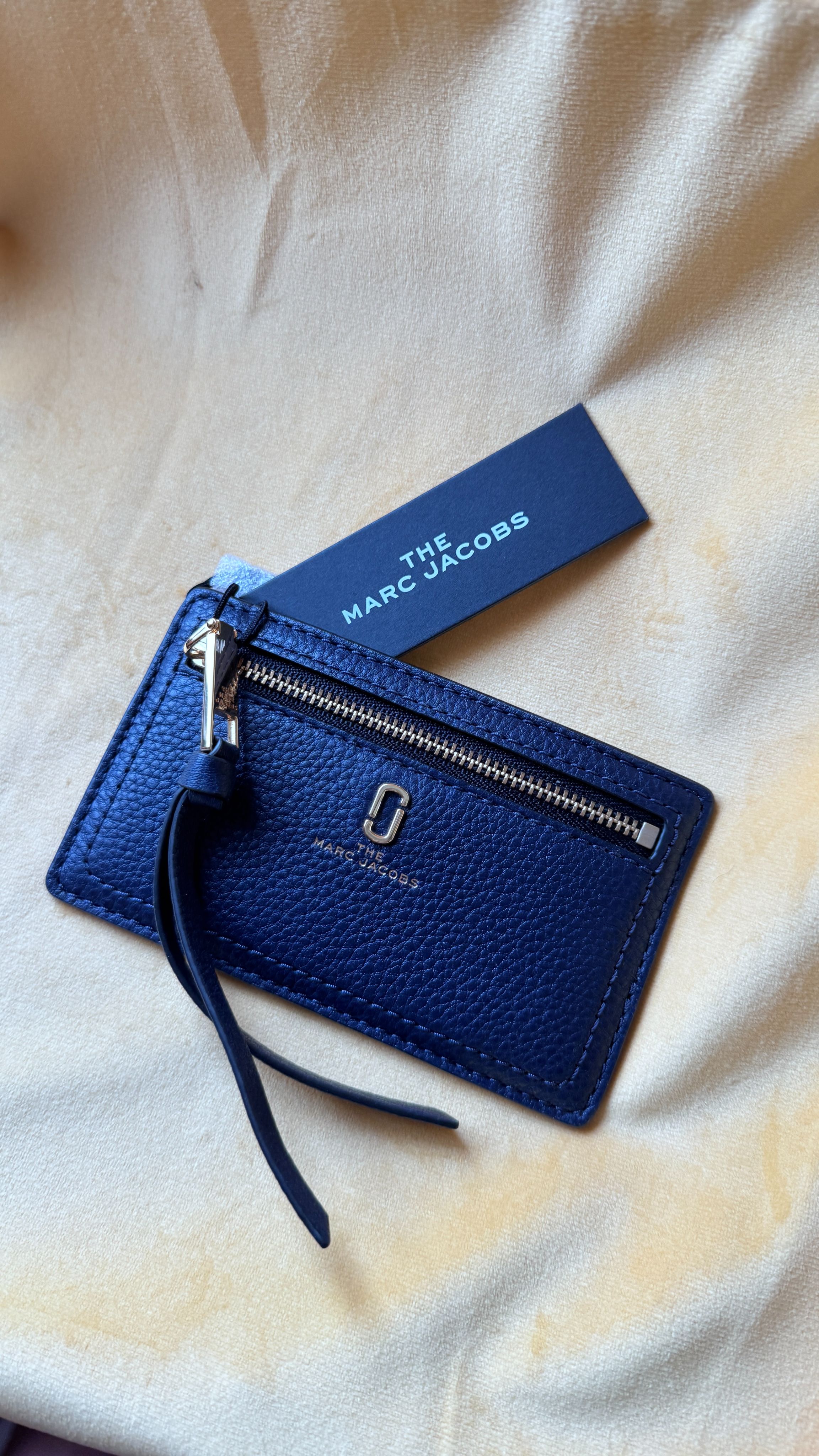 Marc Jacobs 薄卡夾