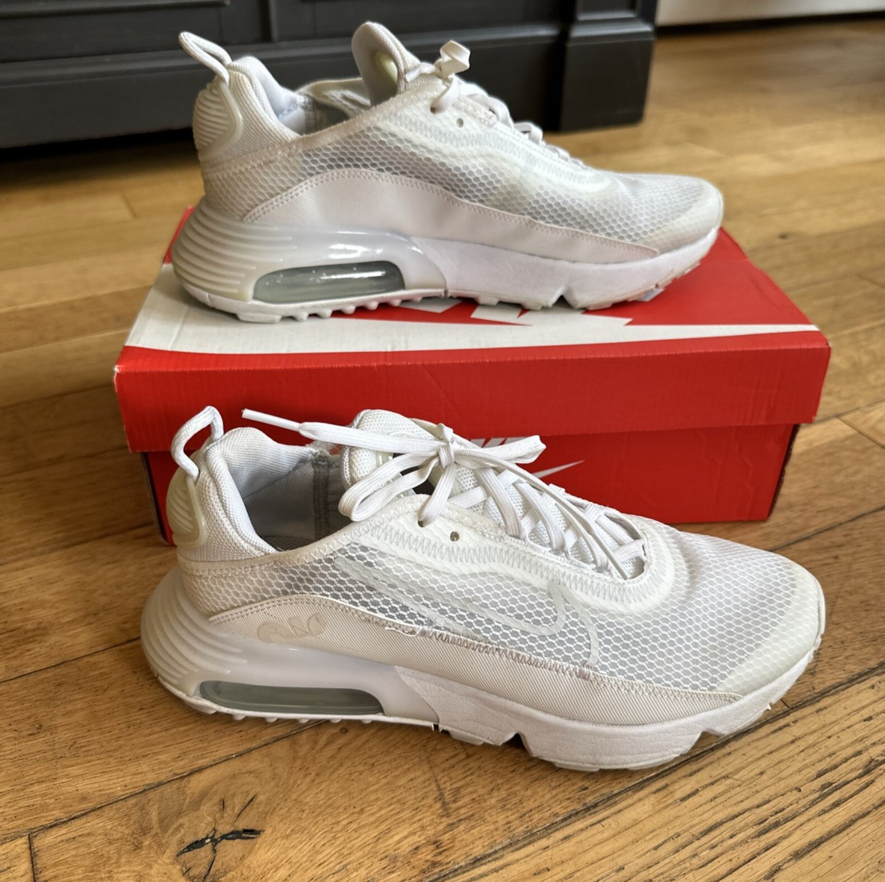 Nike Air Max 2090 大童款跑鞋 白
