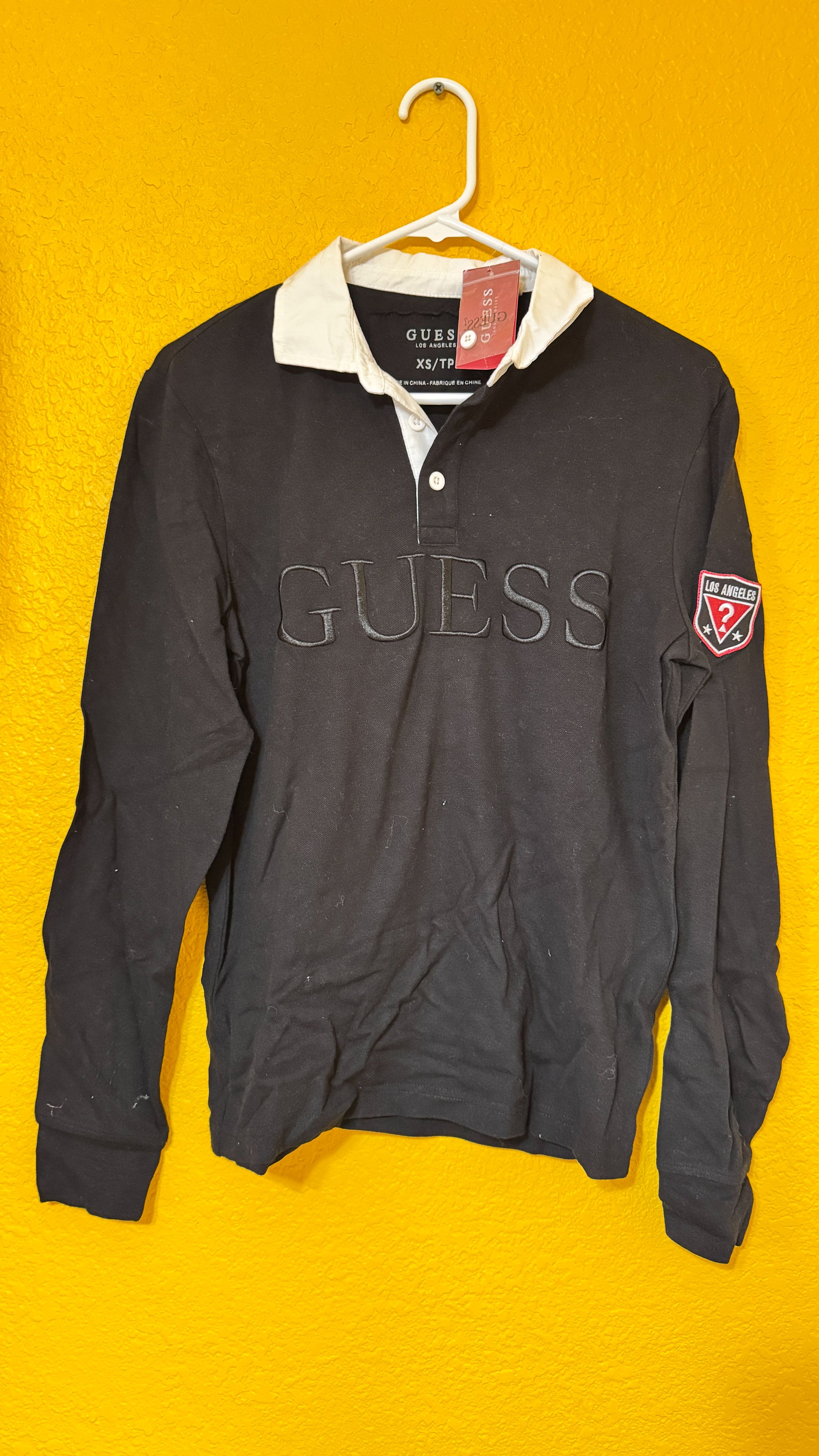 Guess 刺繡字薄男Polo衫