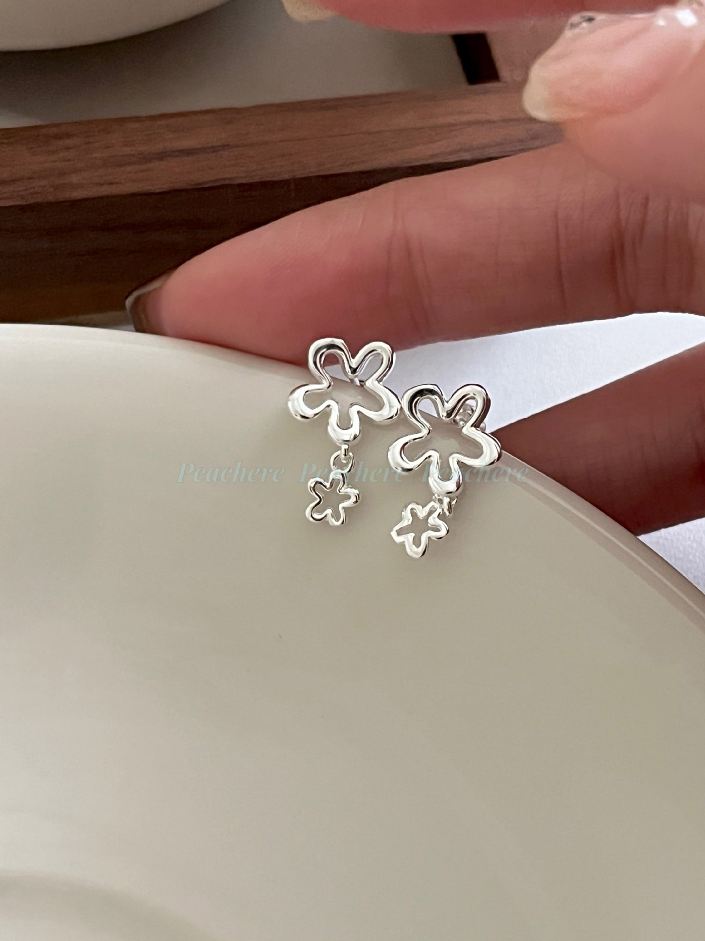 花語搖曳｜s925日常鏤空花朵垂墜耳釘