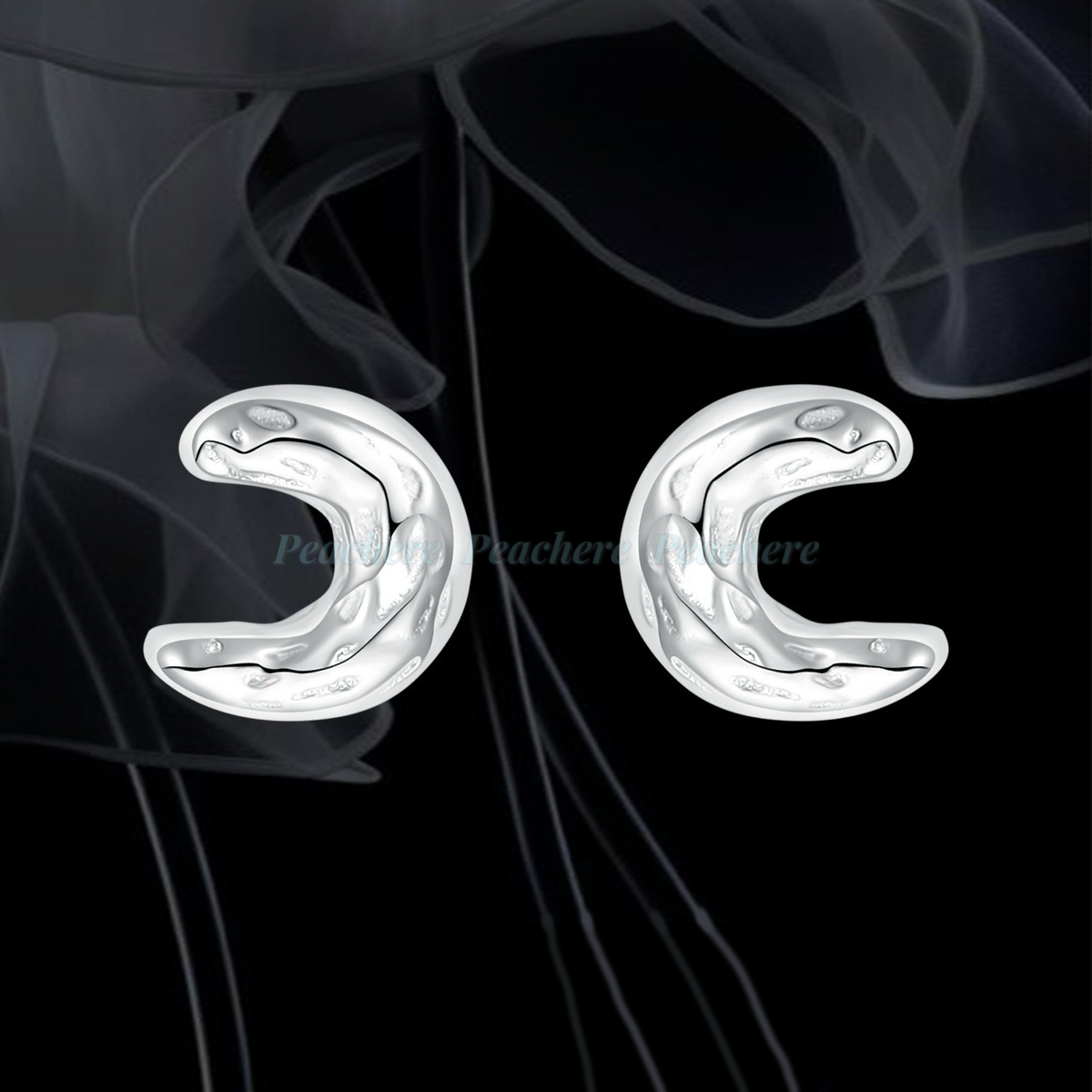 s925 簡約褶皺月亮耳釘