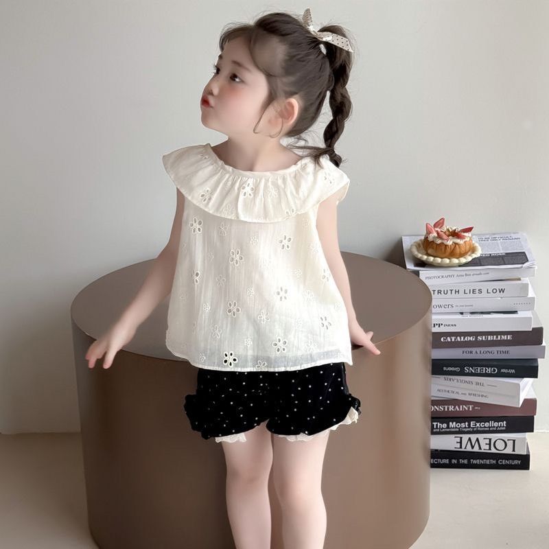 女童刺繡小花背心+點點牛仔短褲套裝