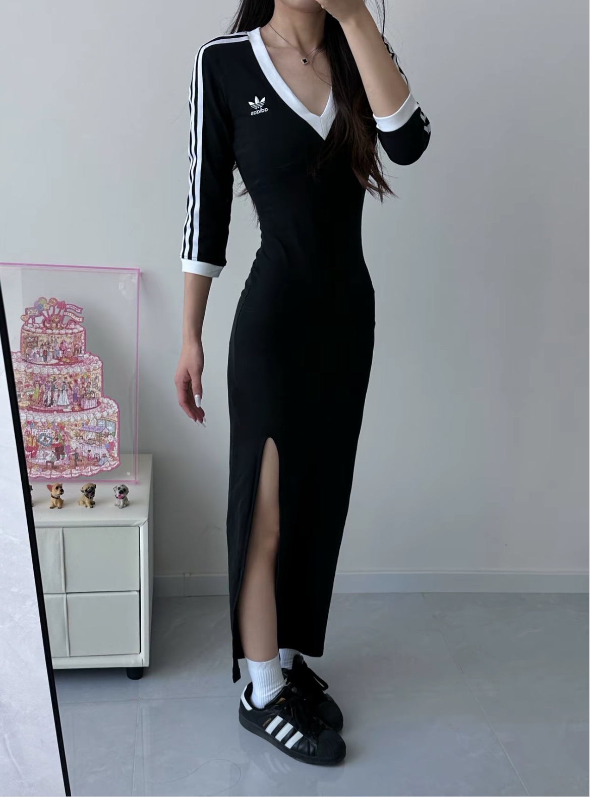 預購 adidas 開衩黑白條紋連身衣 IK0439