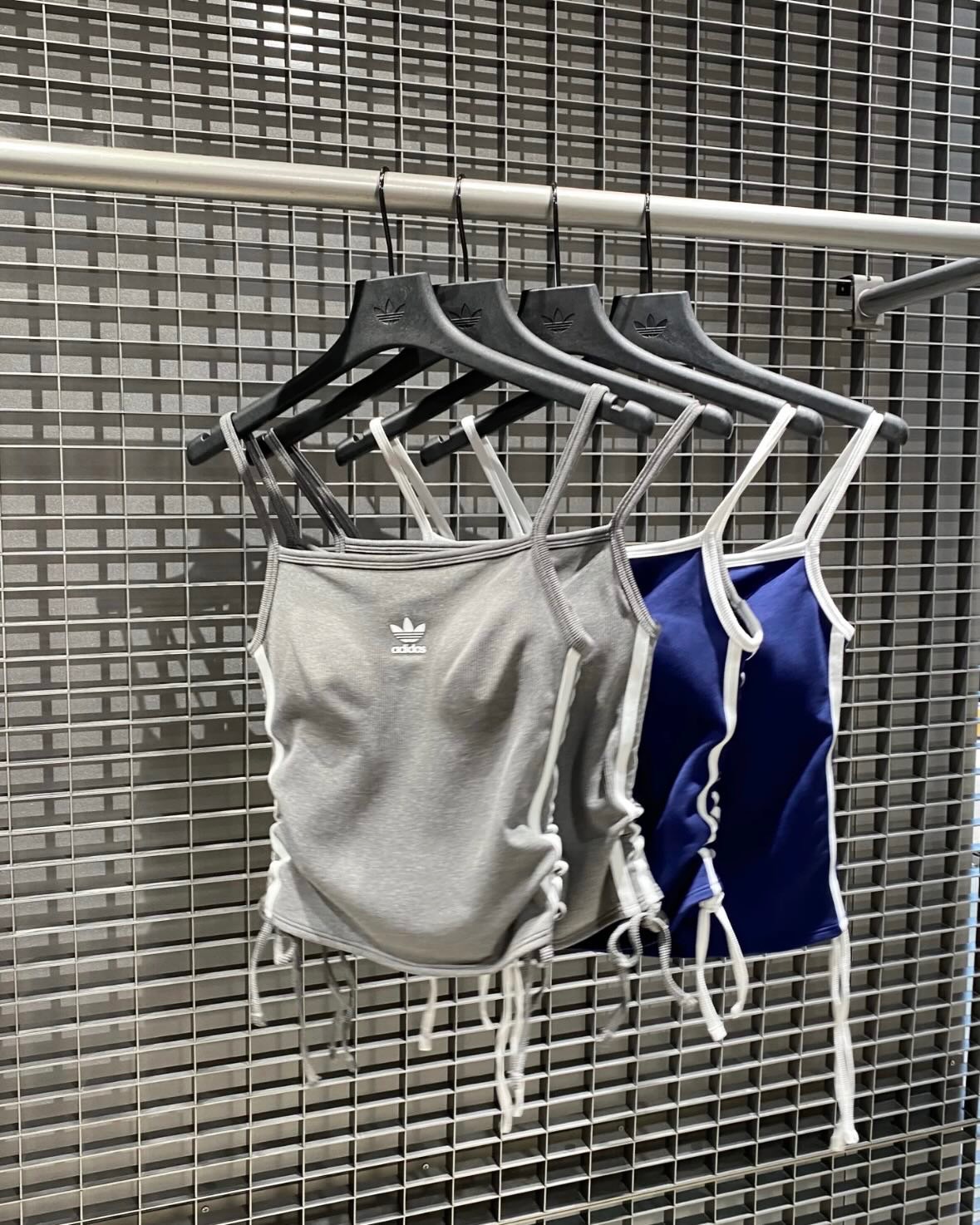 預購 adidas originals Top DRAWSTRING PADDED TANK 背心 女款