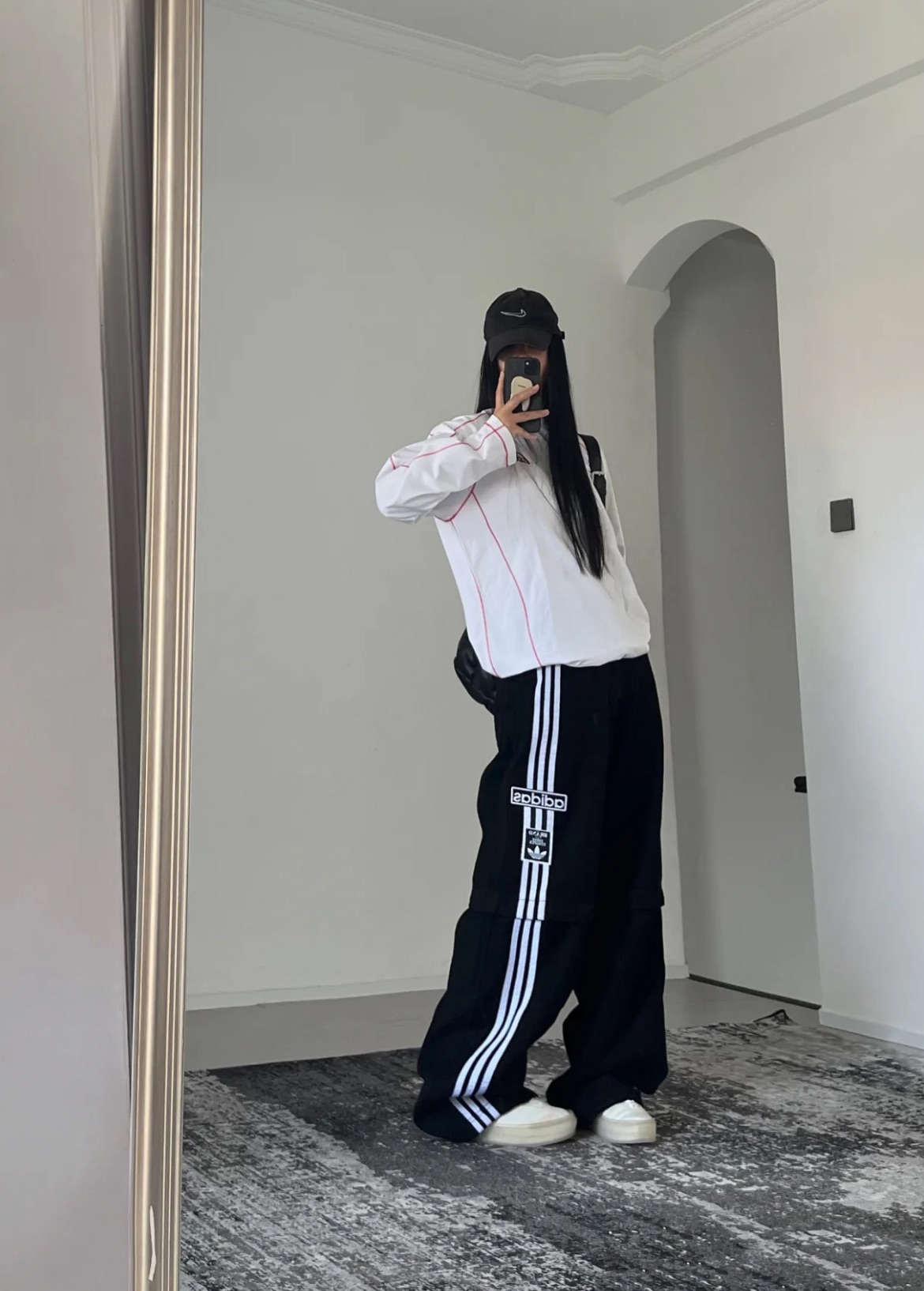 預購 adidas originals Logo條紋闊腿印花休閒褲 女款 黑色 JD0082