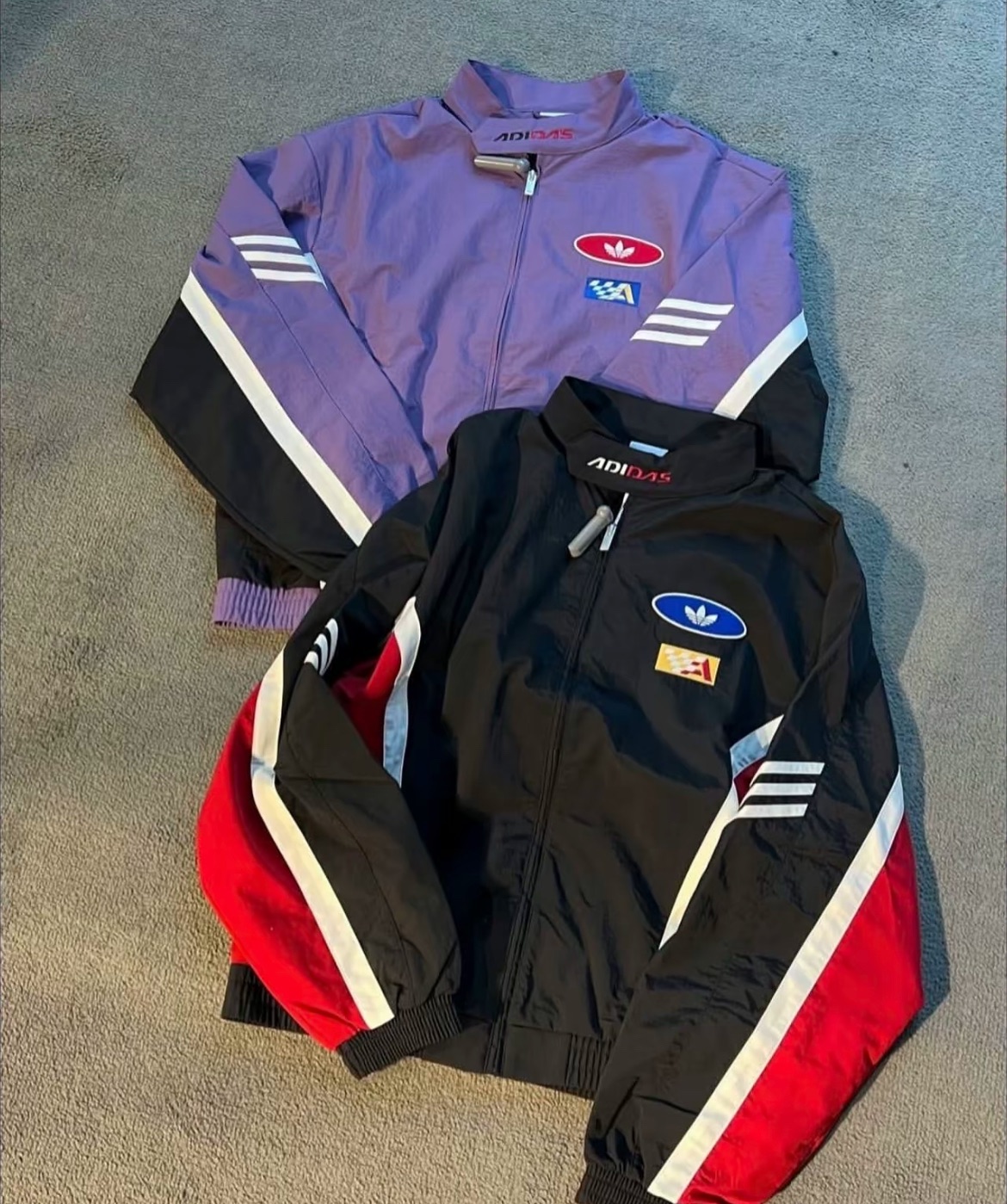 預購 adidas originals SS25 MOTO JACKET 賽車外套 防風外套 男款 黑KH1201 紫K