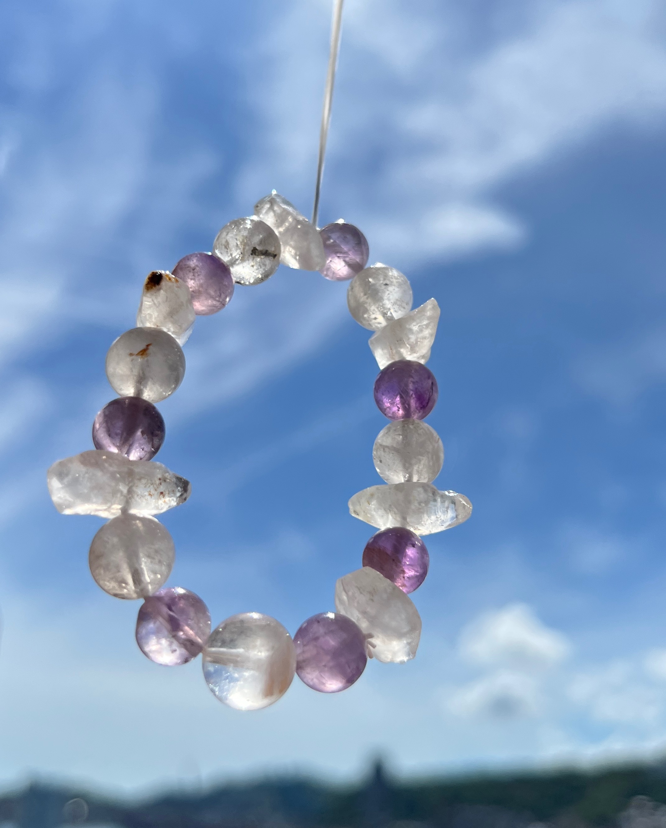 🔮【慧財引光｜招財療癒手串】紫晶膠花x白水晶膠花｜洞察機會・穩定守財・放大財富能量